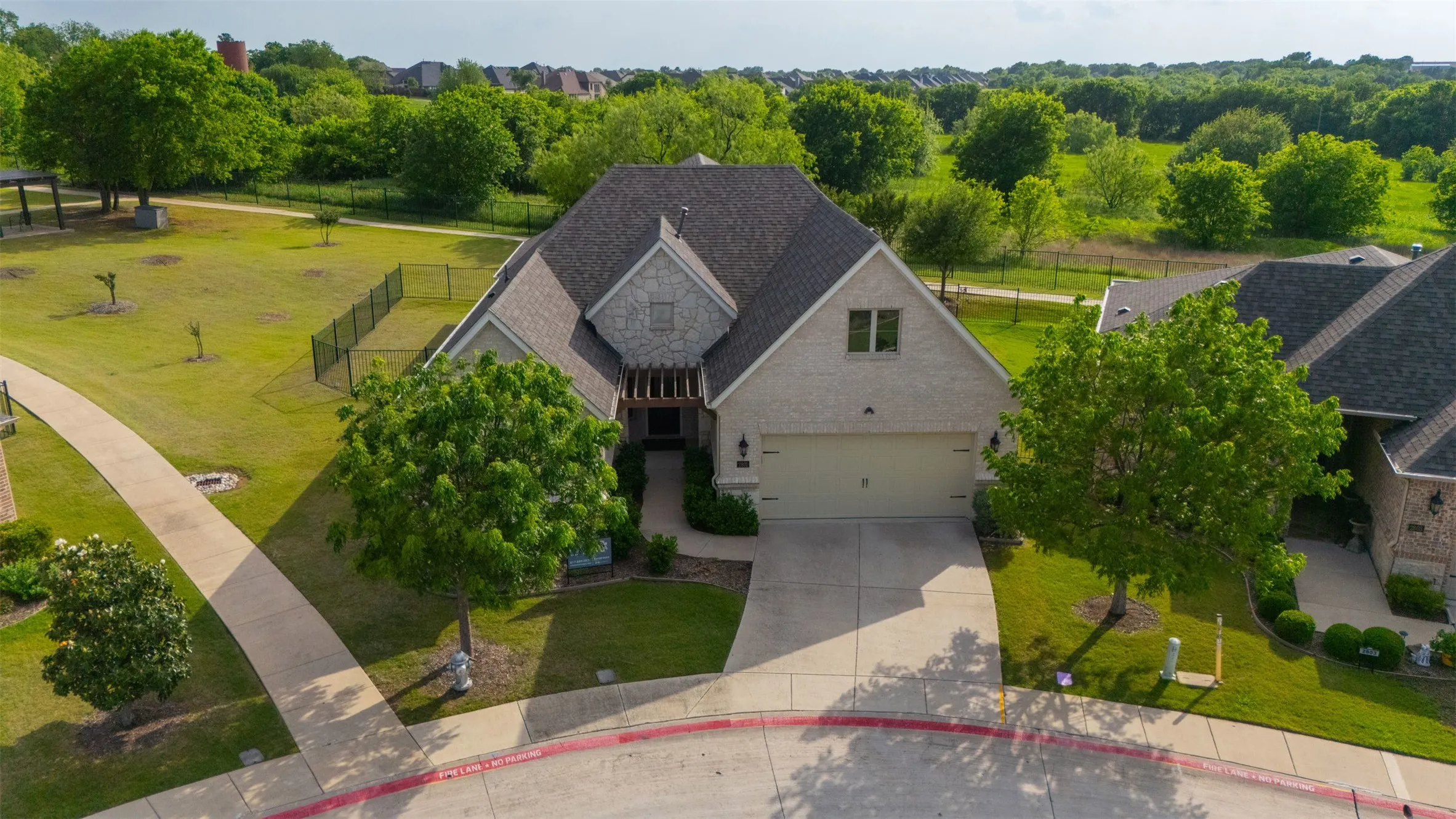Single Family Residence For Sale in Tarrant County , 2801 Vista Azul Place 2801, Mansfield, Texas 76063, 2 Bedroom, 2 Bathroom, 2 Garage spaces, 2,614 Sqft, built in 2017, mls#21256486, Real Estate Agent in Mansfield, Homes For Sale in Tarrant county, Homes For Sale in Mansfield, Realtor in Mansfield Texas, Real Estate Brokerage Independent Realty Texas, Luminita Cordes Realtor