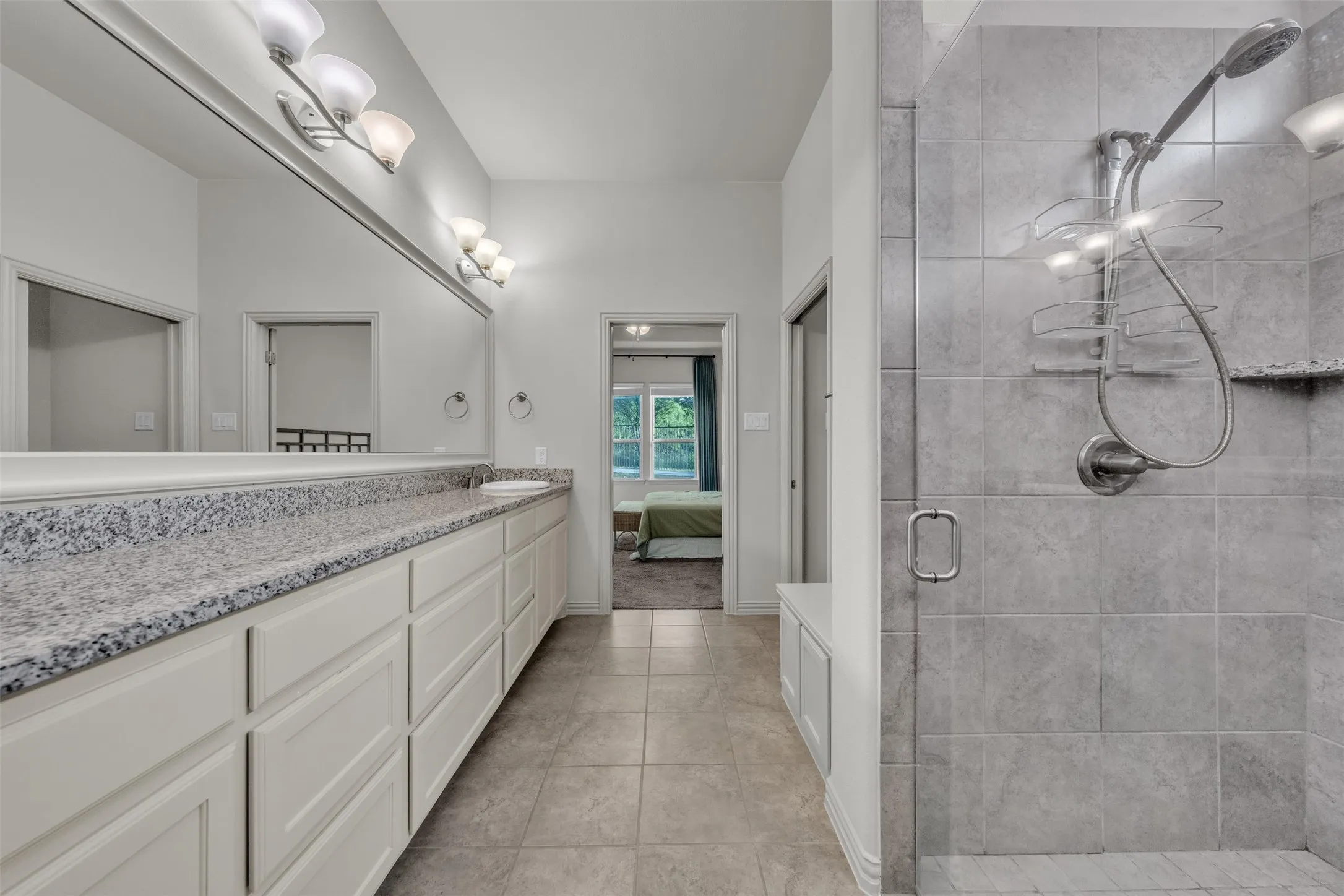Single Family Residence For Sale in Tarrant County , 2801 Vista Azul Place 2801, Mansfield, Texas 76063, 2 Bedroom, 2 Bathroom, 2 Garage spaces, 2,614 Sqft, built in 2017, mls#21256486, Real Estate Agent in Mansfield, Homes For Sale in Tarrant county, Homes For Sale in Mansfield, Realtor in Mansfield Texas, Real Estate Brokerage Independent Realty Texas, Luminita Cordes Realtor