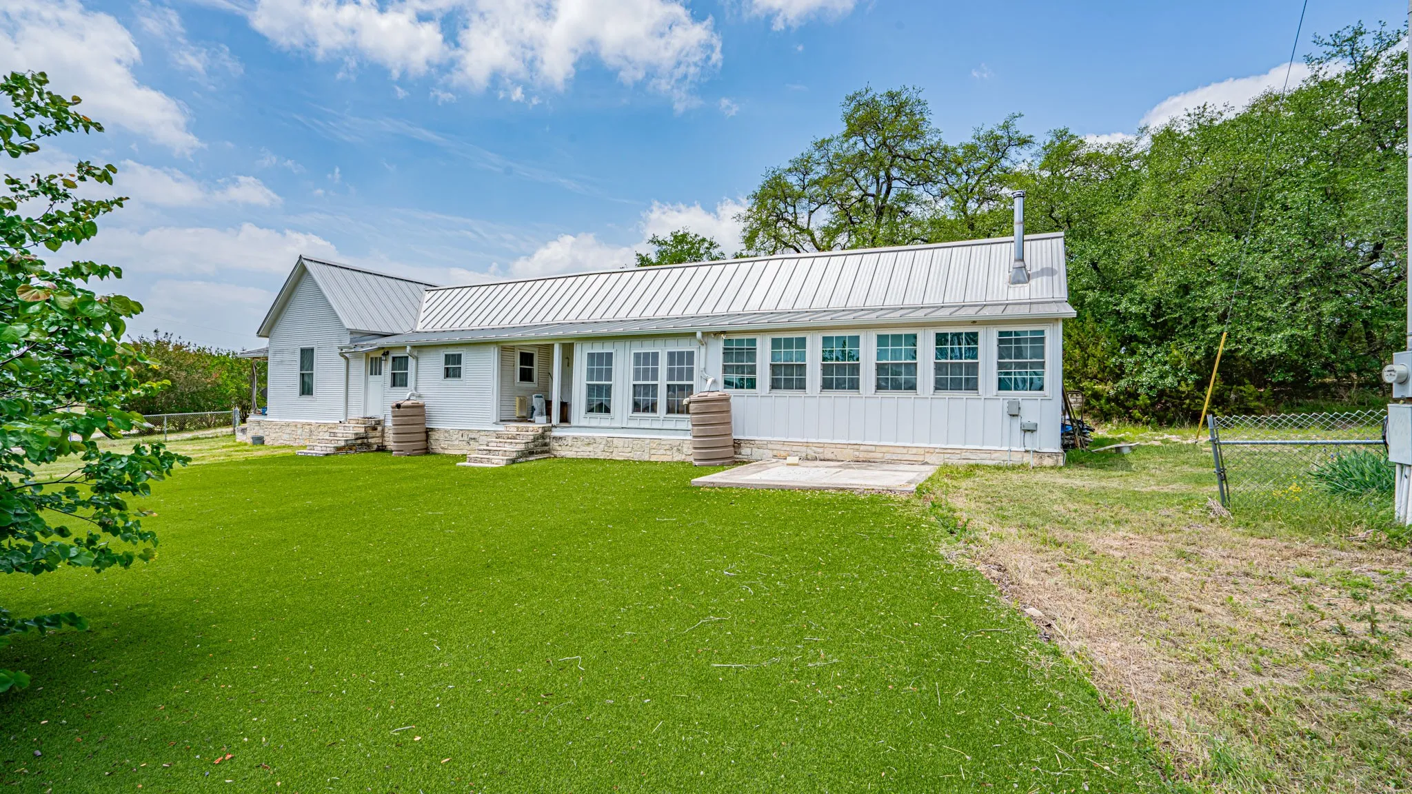 Farm For Sale in Hood County , 9200 Mitchell Bend Court, Granbury, Texas 76048, 3 Bedrooms, 2 Bathrooms, 4 Garage spaces, 1,900 Sqft, built in 1890, Preowned, Price $2,000,000, mls#21255109, Real Estate Agent in Granbury, Homes For Sale in Hood county, Homes For Sale in Granbury, Realtor in Granbury Texas, Real Estate Brokerage Independent Realty Texas, Luminita Cordes Realtor