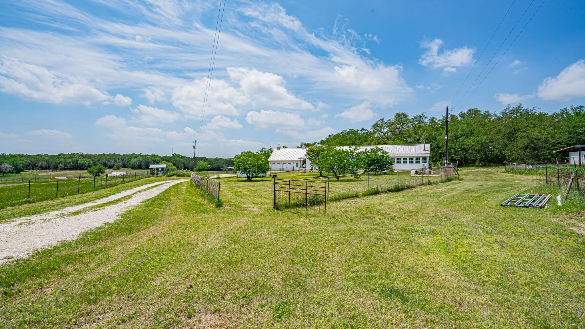 Farm For Sale in Hood County , 9200 Mitchell Bend Court, Granbury, Texas 76048, 3 Bedrooms, 2 Bathrooms, 4 Garage spaces, 1,900 Sqft, built in 1890, Preowned, Price $2,000,000, mls#21255109, Real Estate Agent in Granbury, Homes For Sale in Hood county, Homes For Sale in Granbury, Realtor in Granbury Texas, Real Estate Brokerage Independent Realty Texas, Luminita Cordes Realtor
