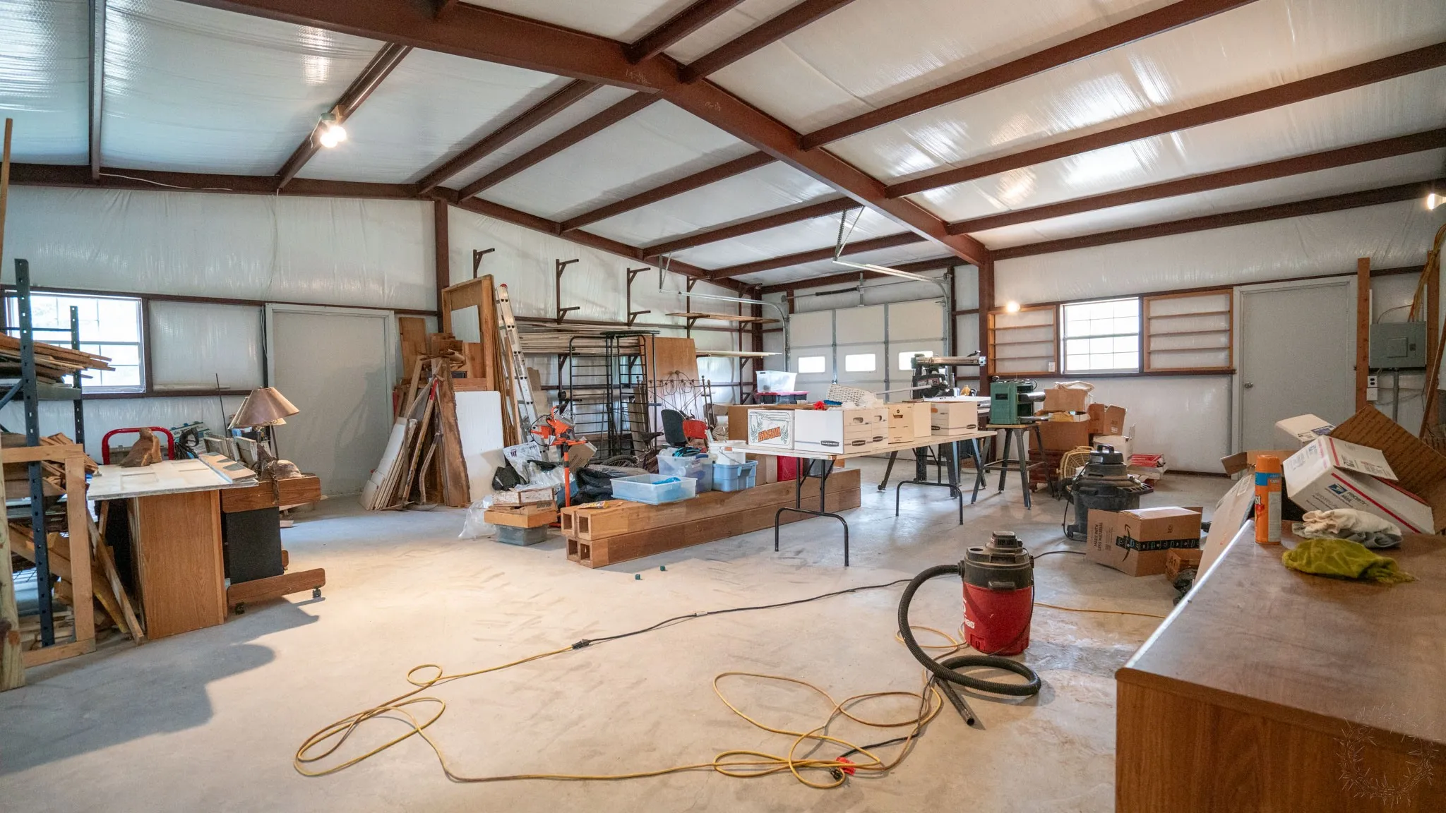 Farm For Sale in Hood County , 9200 Mitchell Bend Court, Granbury, Texas 76048, 3 Bedrooms, 2 Bathrooms, 4 Garage spaces, 1,900 Sqft, built in 1890, Preowned, Price $2,000,000, mls#21255109, Real Estate Agent in Granbury, Homes For Sale in Hood county, Homes For Sale in Granbury, Realtor in Granbury Texas, Real Estate Brokerage Independent Realty Texas, Luminita Cordes Realtor