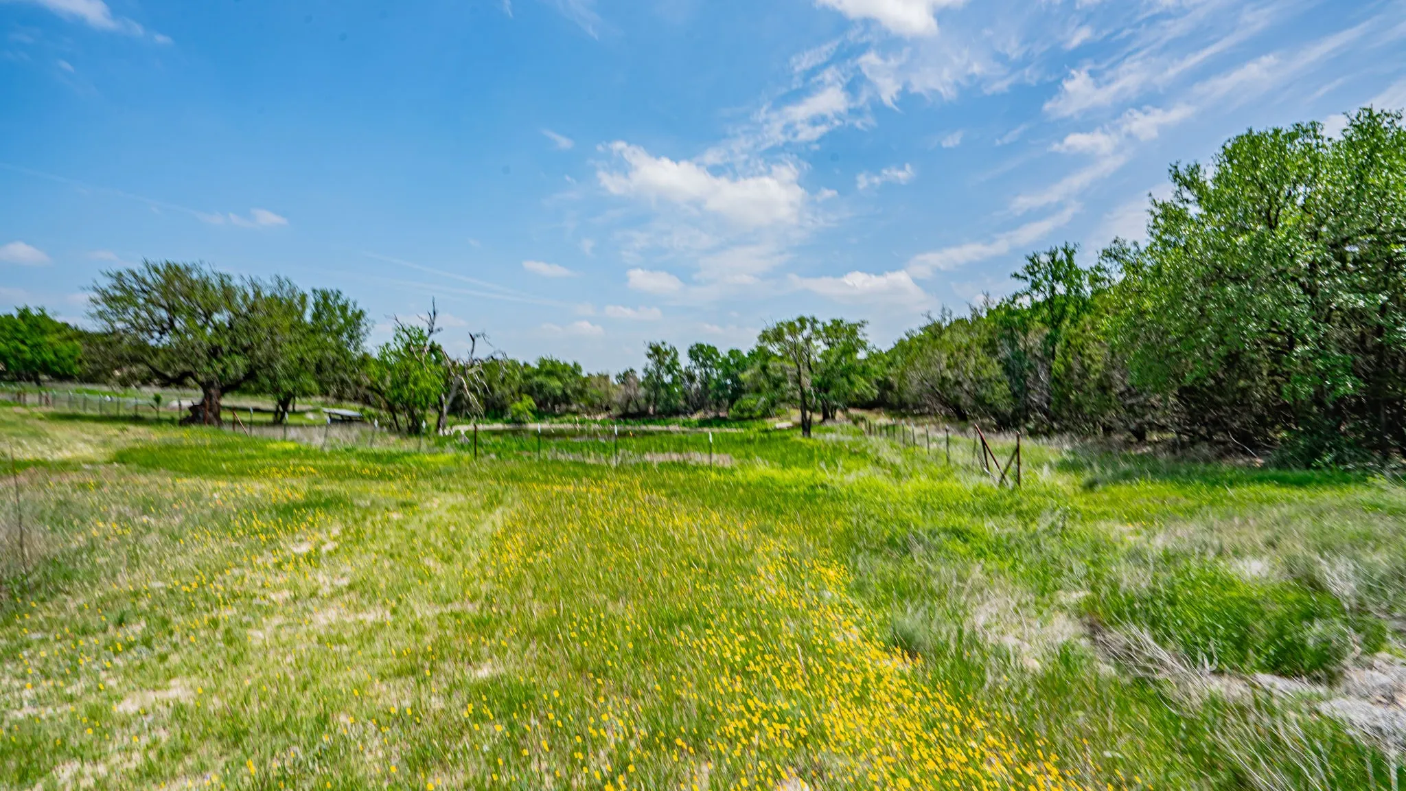 Farm For Sale in Hood County , 9200 Mitchell Bend Court, Granbury, Texas 76048, 3 Bedrooms, 2 Bathrooms, 4 Garage spaces, 1,900 Sqft, built in 1890, Preowned, Price $2,000,000, mls#21255109, Real Estate Agent in Granbury, Homes For Sale in Hood county, Homes For Sale in Granbury, Realtor in Granbury Texas, Real Estate Brokerage Independent Realty Texas, Luminita Cordes Realtor