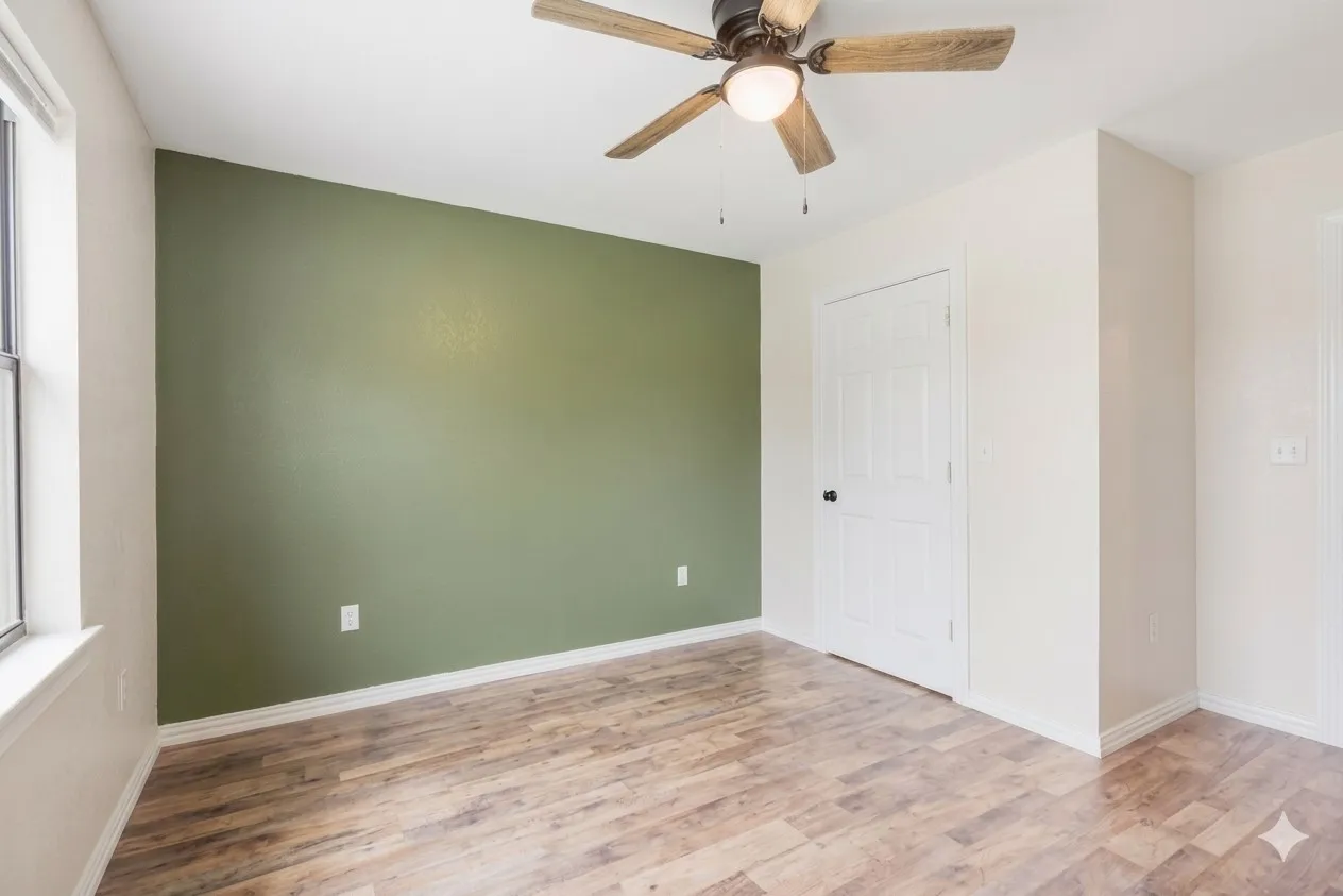 Single Family Residence For Sale in Van Zandt County , 997 Vz County Road 4810, Ben Wheeler, Texas 75754, 4 Bedroom, 3 Bathroom, Garage spaces, 2,521 Sqft, built in 1969, mls#21252287, Real Estate Agent in Ben Wheeler, Homes For Sale in Van Zandt county, Homes For Sale in Ben Wheeler, Realtor in Ben Wheeler Texas, Real Estate Brokerage Independent Realty Texas, Luminita Cordes Realtor