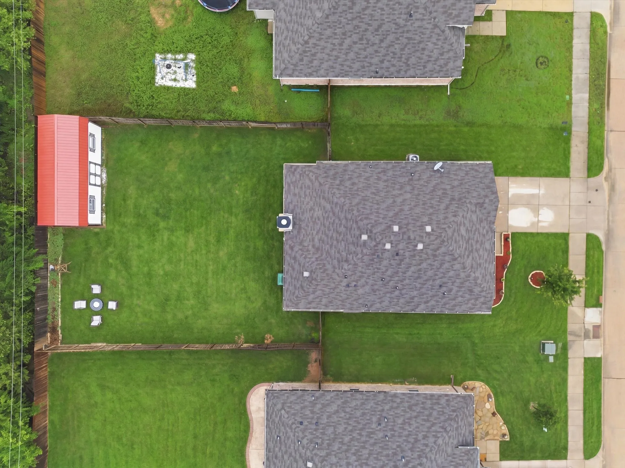 Single Family Residence For Sale in Denton County , 358 Highmeadow Drive, Aubrey, Texas 76227, 3 Bedroom, 2 Bathroom, 2 Garage spaces, 1,500 Sqft, built in 2018, mls#21251911, Real Estate Agent in Aubrey, Homes For Sale in Denton county, Homes For Sale in Aubrey, Realtor in Aubrey Texas, Real Estate Brokerage Independent Realty Texas, Luminita Cordes Realtor