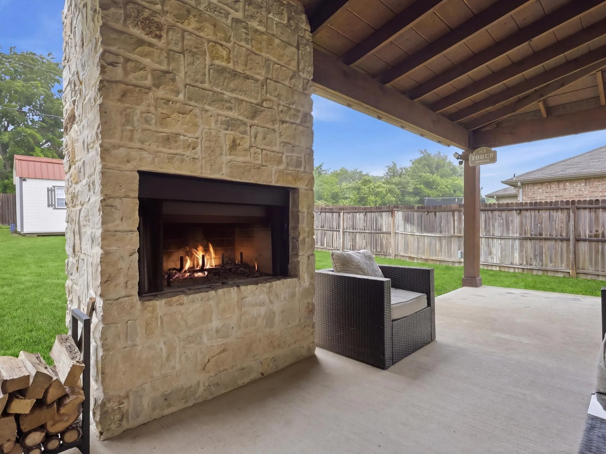 Single Family Residence For Sale in Denton County , 358 Highmeadow Drive, Aubrey, Texas 76227, 3 Bedroom, 2 Bathroom, 2 Garage spaces, 1,500 Sqft, built in 2018, mls#21251911, Real Estate Agent in Aubrey, Homes For Sale in Denton county, Homes For Sale in Aubrey, Realtor in Aubrey Texas, Real Estate Brokerage Independent Realty Texas, Luminita Cordes Realtor