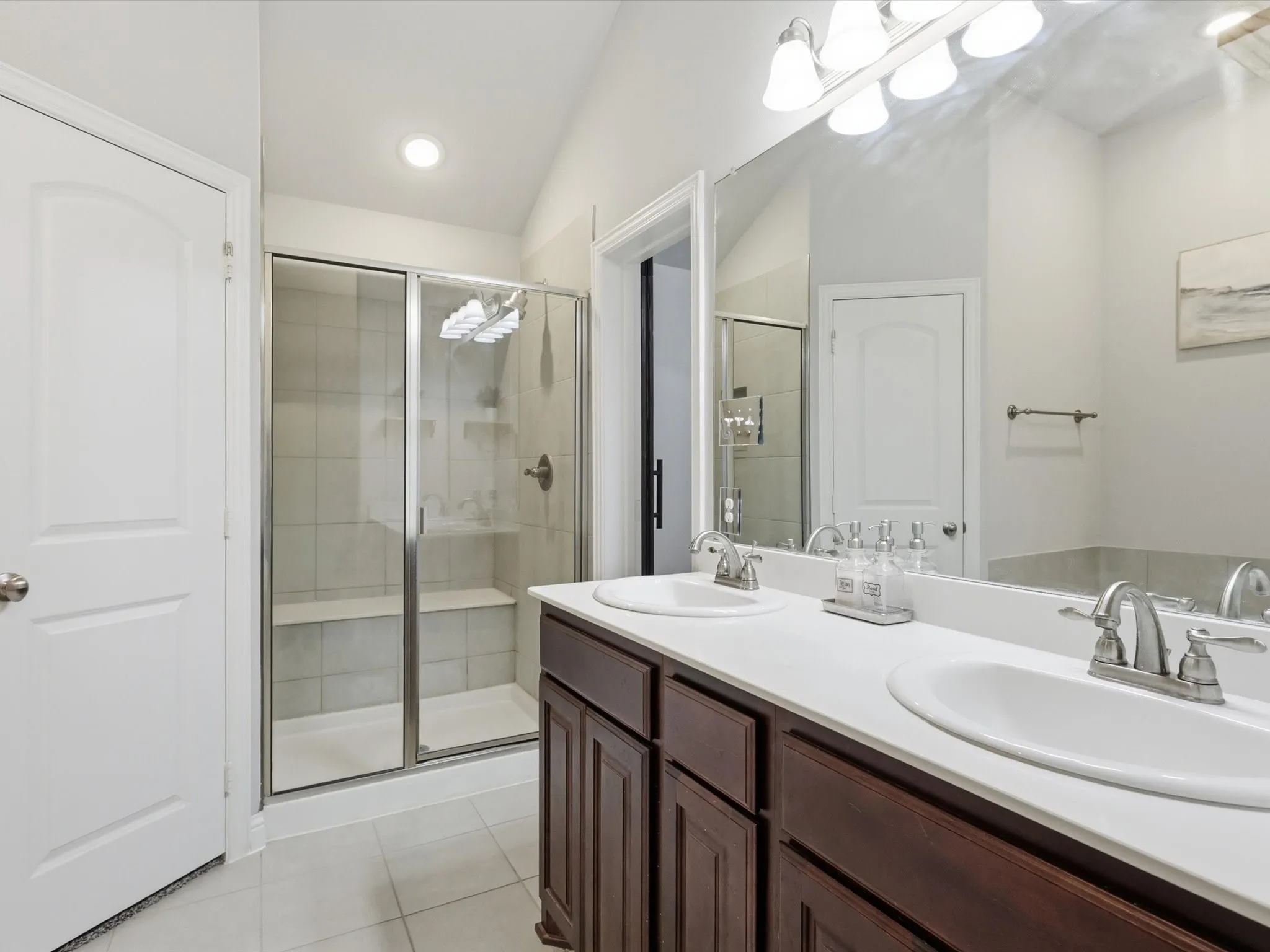 Single Family Residence For Sale in Denton County , 358 Highmeadow Drive, Aubrey, Texas 76227, 3 Bedroom, 2 Bathroom, 2 Garage spaces, 1,500 Sqft, built in 2018, mls#21251911, Real Estate Agent in Aubrey, Homes For Sale in Denton county, Homes For Sale in Aubrey, Realtor in Aubrey Texas, Real Estate Brokerage Independent Realty Texas, Luminita Cordes Realtor