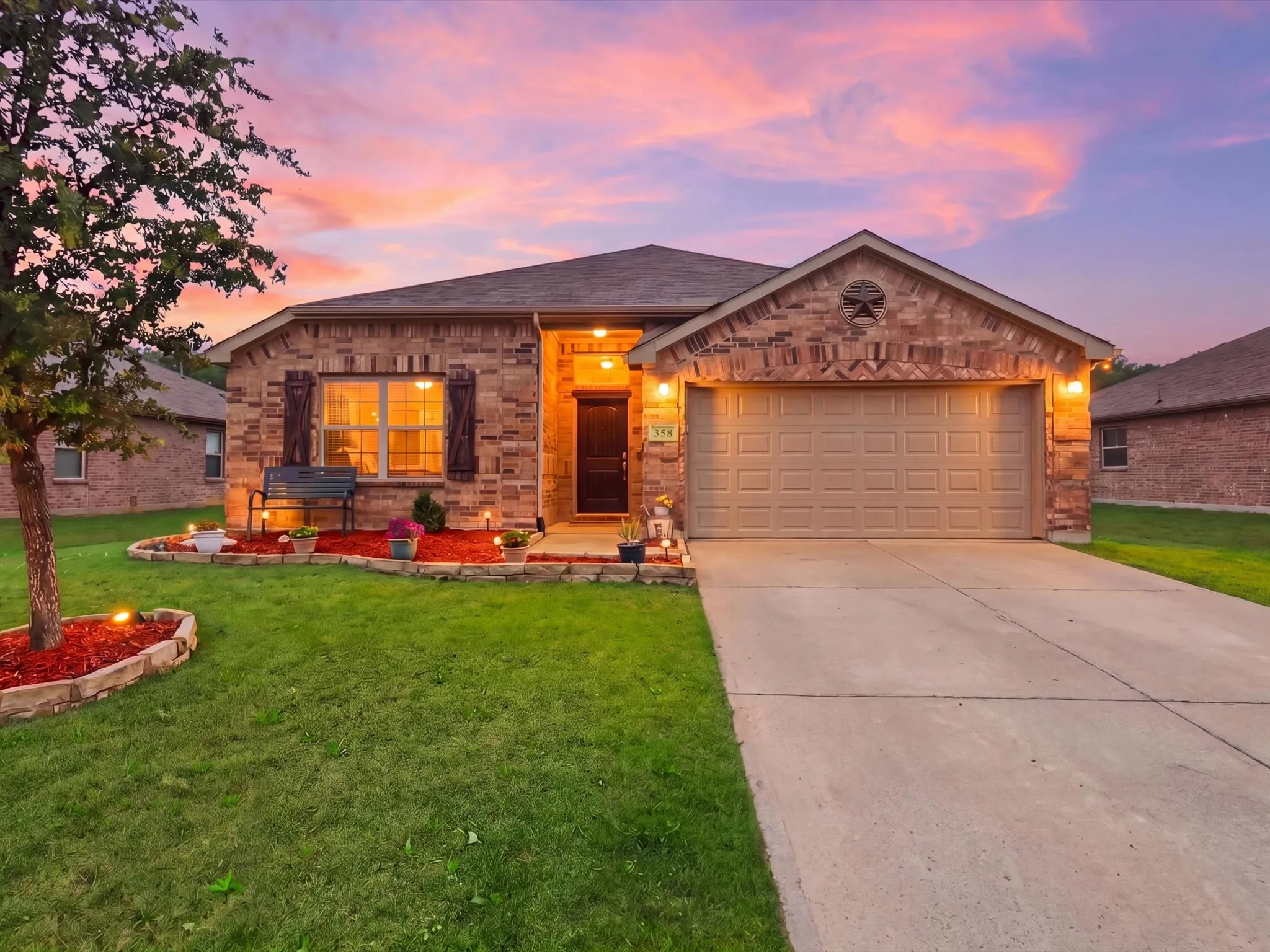 Single Family Residence For Sale in Denton County , 358 Highmeadow Drive, Aubrey, Texas 76227, 3 Bedroom, 2 Bathroom, 2 Garage spaces, 1,500 Sqft, built in 2018, mls#21251911, Real Estate Agent in Aubrey, Homes For Sale in Denton county, Homes For Sale in Aubrey, Realtor in Aubrey Texas, Real Estate Brokerage Independent Realty Texas, Luminita Cordes Realtor