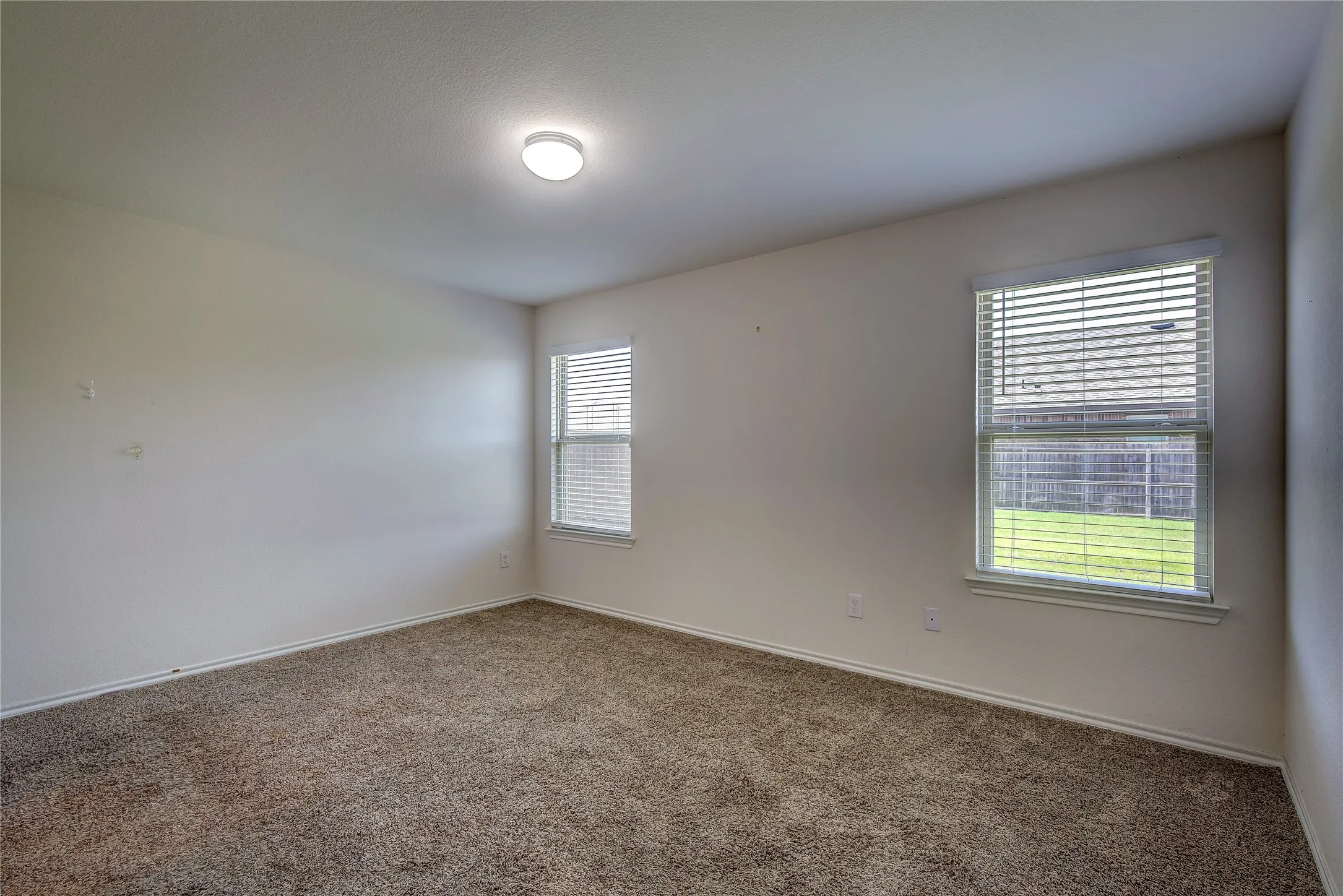 Single Family Residence For Sale in Collin County , 702 Saddle Oak Lane, Josephine, Texas 75189, 4 Bedroom, 2 Bathroom, 2 Garage spaces, 1,577 Sqft, built in 2020, mls#21255494, Real Estate Agent in Josephine, Homes For Sale in Collin county, Homes For Sale in Josephine, Realtor in Josephine Texas, Real Estate Brokerage Independent Realty Texas, Luminita Cordes Realtor