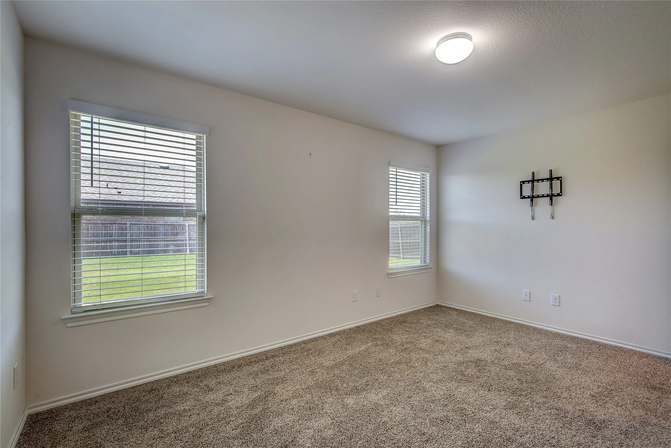 Single Family Residence For Sale in Collin County , 702 Saddle Oak Lane, Josephine, Texas 75189, 4 Bedroom, 2 Bathroom, 2 Garage spaces, 1,577 Sqft, built in 2020, mls#21255494, Real Estate Agent in Josephine, Homes For Sale in Collin county, Homes For Sale in Josephine, Realtor in Josephine Texas, Real Estate Brokerage Independent Realty Texas, Luminita Cordes Realtor