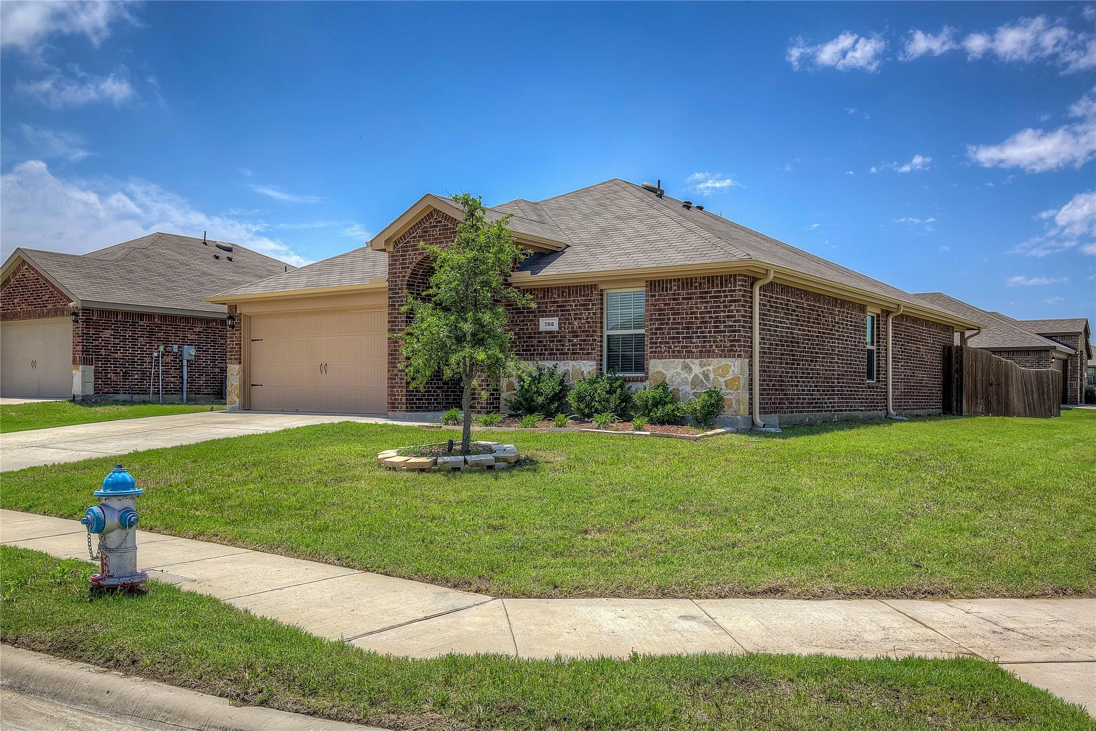 Single Family Residence For Sale in Collin County , 702 Saddle Oak Lane, Josephine, Texas 75189, 4 Bedroom, 2 Bathroom, 2 Garage spaces, 1,577 Sqft, built in 2020, mls#21255494, Real Estate Agent in Josephine, Homes For Sale in Collin county, Homes For Sale in Josephine, Realtor in Josephine Texas, Real Estate Brokerage Independent Realty Texas, Luminita Cordes Realtor