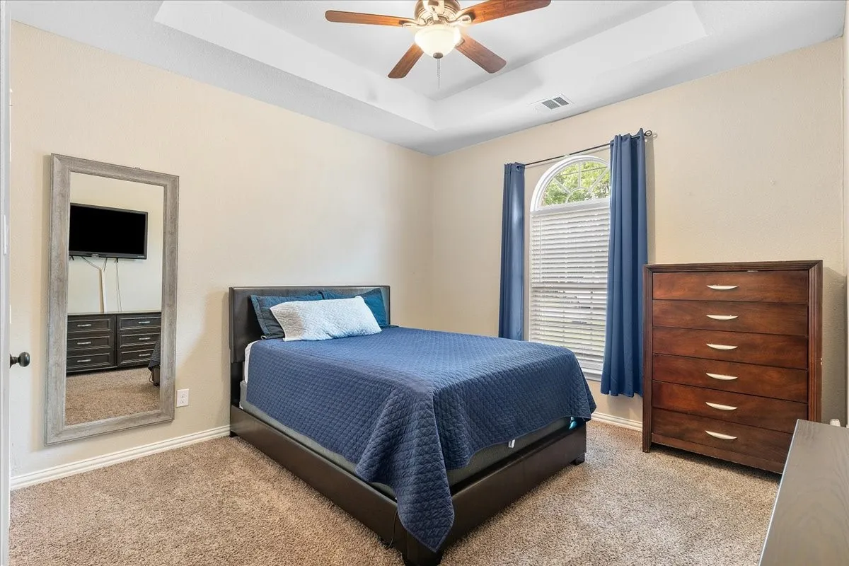 Single Family Residence For Sale in Cooke County , 502 Ritchey Street, Gainesville, Texas 76240, 4 Bedroom, 2 Bathroom, 2 Garage spaces, 2,079 Sqft, built in 2017, Preowned, mls#21256055, Real Estate Agent in Gainesville, Homes For Sale in Cooke county, Homes For Sale in Gainesville, Realtor in Gainesville Texas, Real Estate Brokerage Independent Realty Texas, Luminita Cordes Realtor