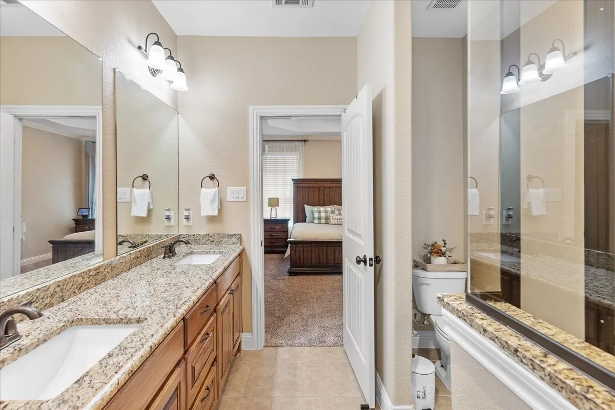 Single Family Residence For Sale in Cooke County , 502 Ritchey Street, Gainesville, Texas 76240, 4 Bedroom, 2 Bathroom, 2 Garage spaces, 2,079 Sqft, built in 2017, Preowned, mls#21256055, Real Estate Agent in Gainesville, Homes For Sale in Cooke county, Homes For Sale in Gainesville, Realtor in Gainesville Texas, Real Estate Brokerage Independent Realty Texas, Luminita Cordes Realtor
