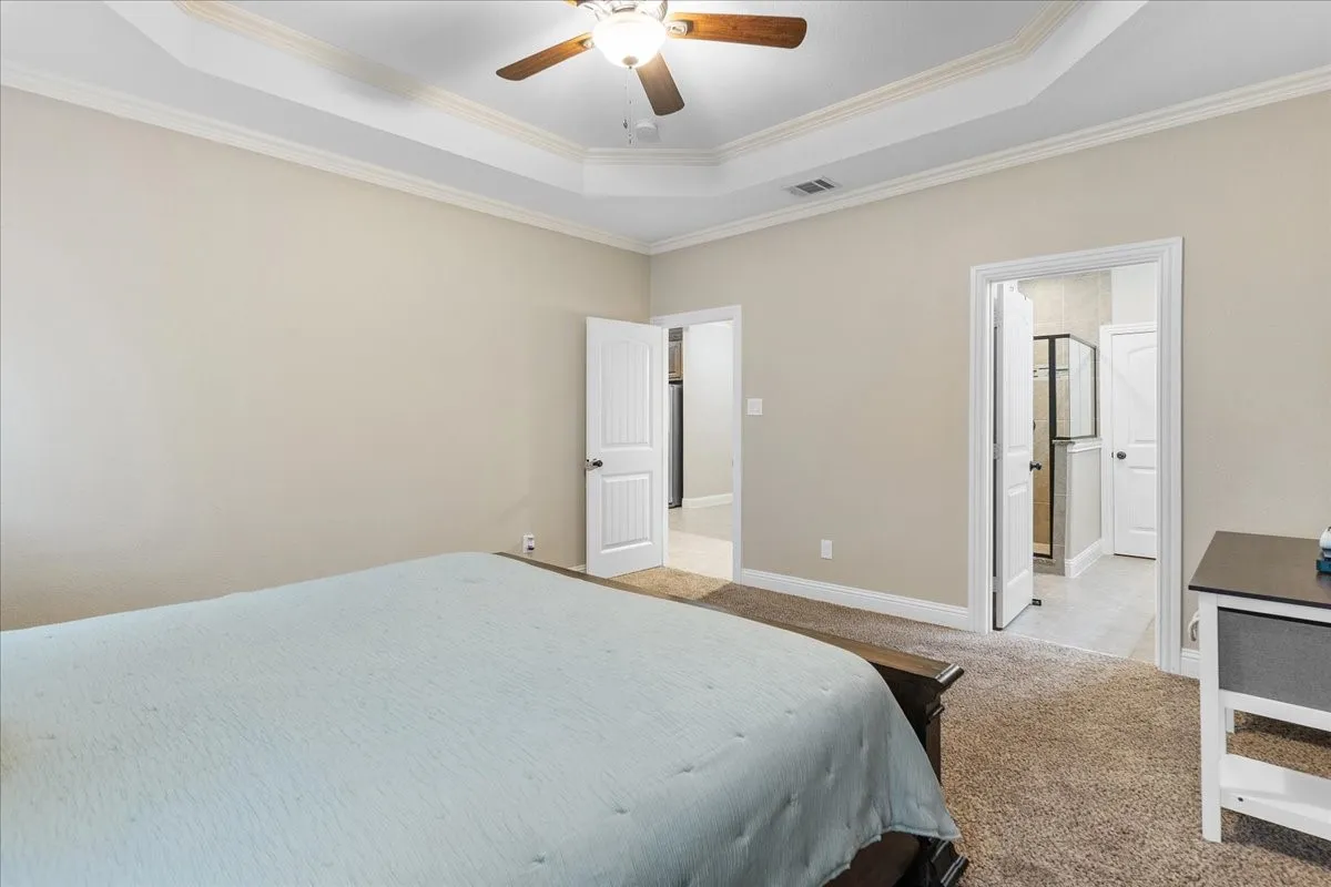 Single Family Residence For Sale in Cooke County , 502 Ritchey Street, Gainesville, Texas 76240, 4 Bedroom, 2 Bathroom, 2 Garage spaces, 2,079 Sqft, built in 2017, Preowned, mls#21256055, Real Estate Agent in Gainesville, Homes For Sale in Cooke county, Homes For Sale in Gainesville, Realtor in Gainesville Texas, Real Estate Brokerage Independent Realty Texas, Luminita Cordes Realtor