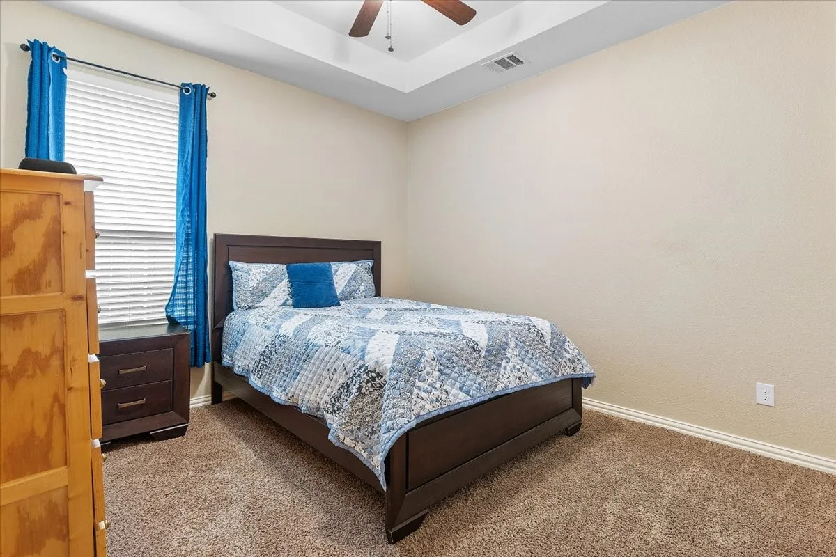 Single Family Residence For Sale in Cooke County , 502 Ritchey Street, Gainesville, Texas 76240, 4 Bedroom, 2 Bathroom, 2 Garage spaces, 2,079 Sqft, built in 2017, Preowned, mls#21256055, Real Estate Agent in Gainesville, Homes For Sale in Cooke county, Homes For Sale in Gainesville, Realtor in Gainesville Texas, Real Estate Brokerage Independent Realty Texas, Luminita Cordes Realtor