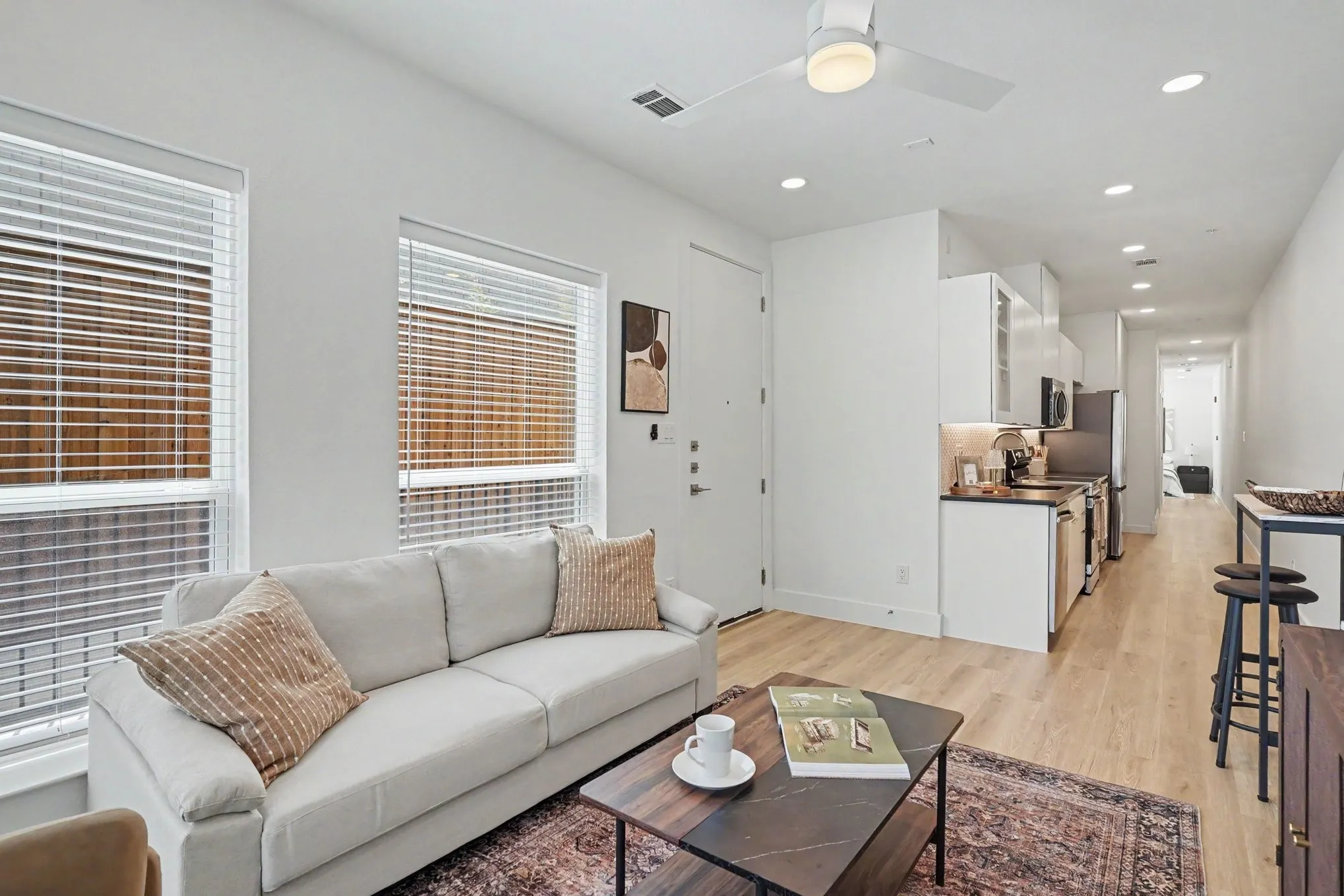 Apartment For Rent in Dallas County , 2217 N Fitzhugh Avenue 101, Dallas, Texas 75204, 1 Bedroom, 1 Bathroom, Garage spaces, 712 Sqft, built in 2026, New Construction - Complete, mls#21256640, Real Estate Agent in Dallas, Homes For Rent in Dallas county, Homes For Rent in Dallas, Realtor in Dallas Texas, Real Estate Brokerage Independent Realty Texas, Luminita Cordes Realtor