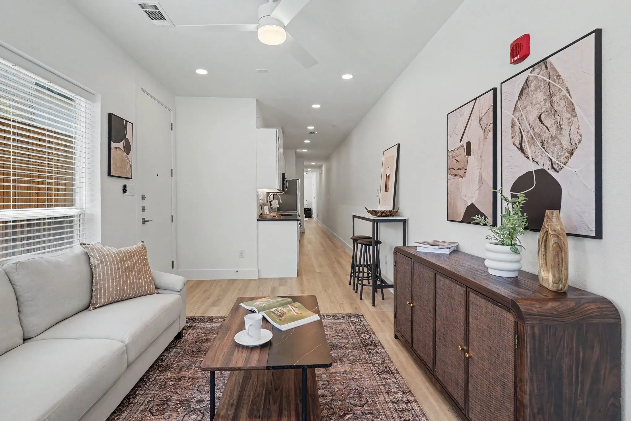 Apartment For Rent in Dallas County , 2217 N Fitzhugh Avenue 101, Dallas, Texas 75204, 1 Bedroom, 1 Bathroom, Garage spaces, 712 Sqft, built in 2026, New Construction - Complete, mls#21256640, Real Estate Agent in Dallas, Homes For Rent in Dallas county, Homes For Rent in Dallas, Realtor in Dallas Texas, Real Estate Brokerage Independent Realty Texas, Luminita Cordes Realtor