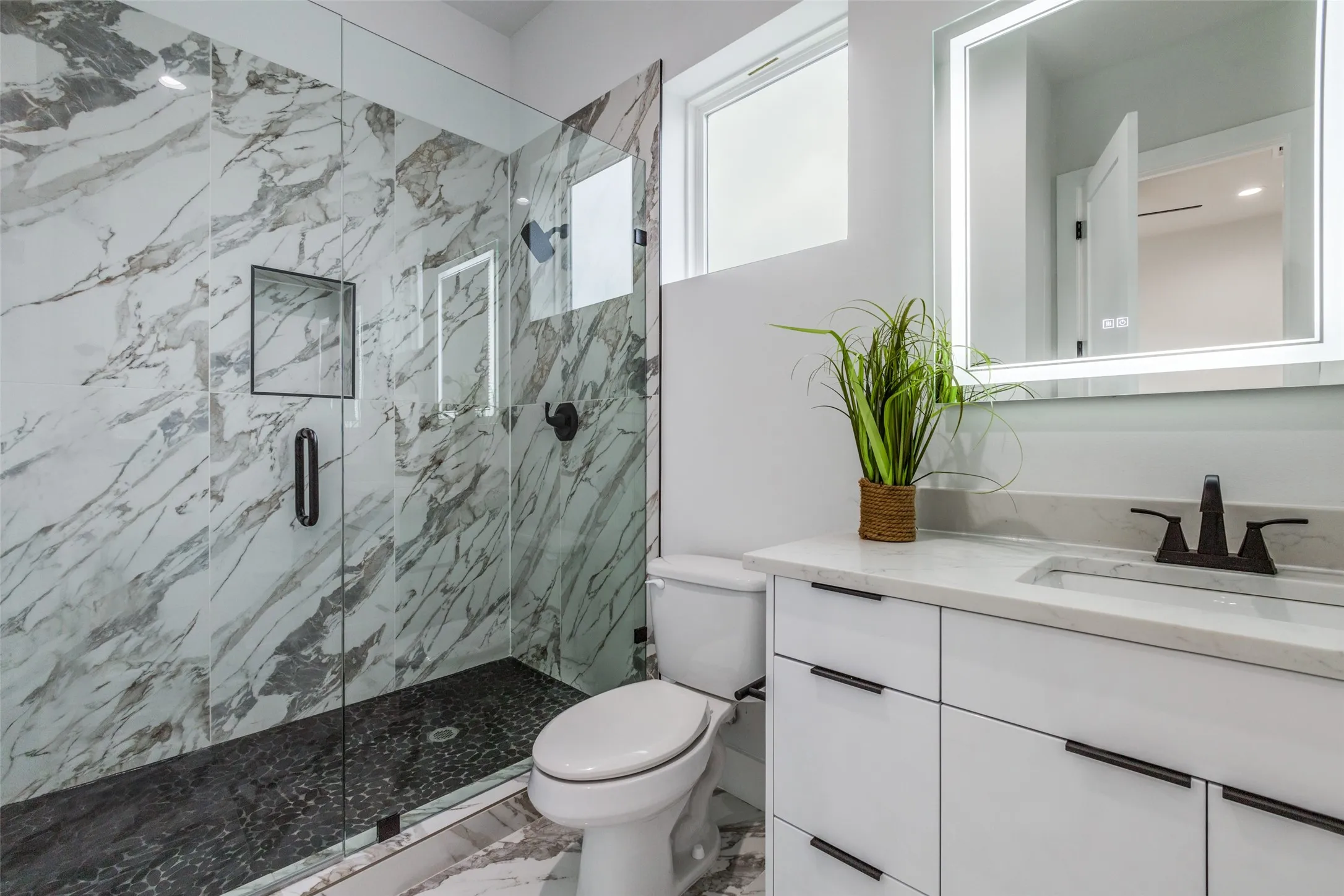 3rd floor - bathroom