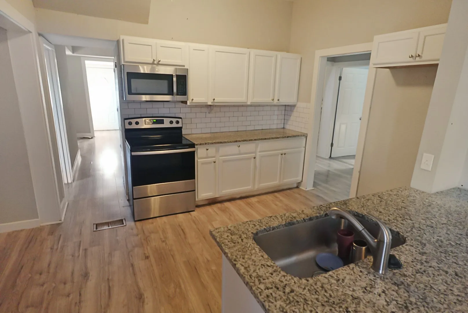 Single Family Residence For Sale in Comanche County , 241 W Ross Avenue, De Leon, Texas 76444, 5 Bedrooms, 3 Bathrooms, Garage spaces, 1,954 Sqft, built in 1920, Price $184,000, mls#21256647, Real Estate Agent in De Leon, Homes For Sale in Comanche county, Homes For Sale in De Leon, Realtor in De Leon Texas, Real Estate Brokerage Independent Realty Texas, Luminita Cordes Realtor