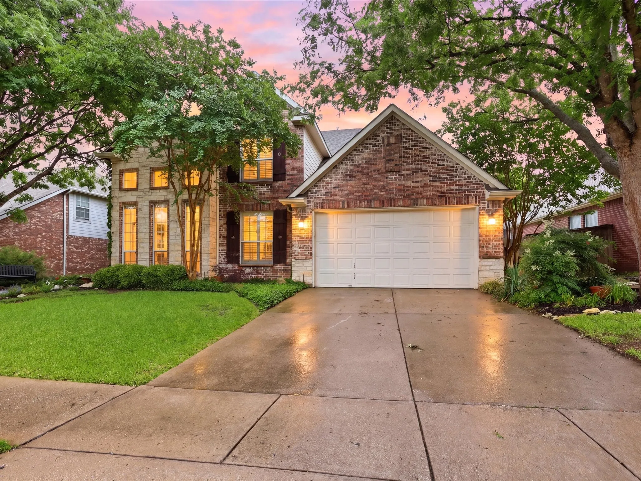 Single Family Residence For Sale in Tarrant County , 4813 Bellflower Way, Fort Worth, Texas 76123, 5 Bedrooms, 4 Bathrooms, 2 Garage spaces, 2,947 Sqft, built in 1999, Price $449,000, mls#21255715, Real Estate Agent in Fort Worth, Homes For Sale in Tarrant county, Homes For Sale in Fort Worth, Realtor in Fort Worth Texas, Real Estate Brokerage Independent Realty Texas, Luminita Cordes Realtor