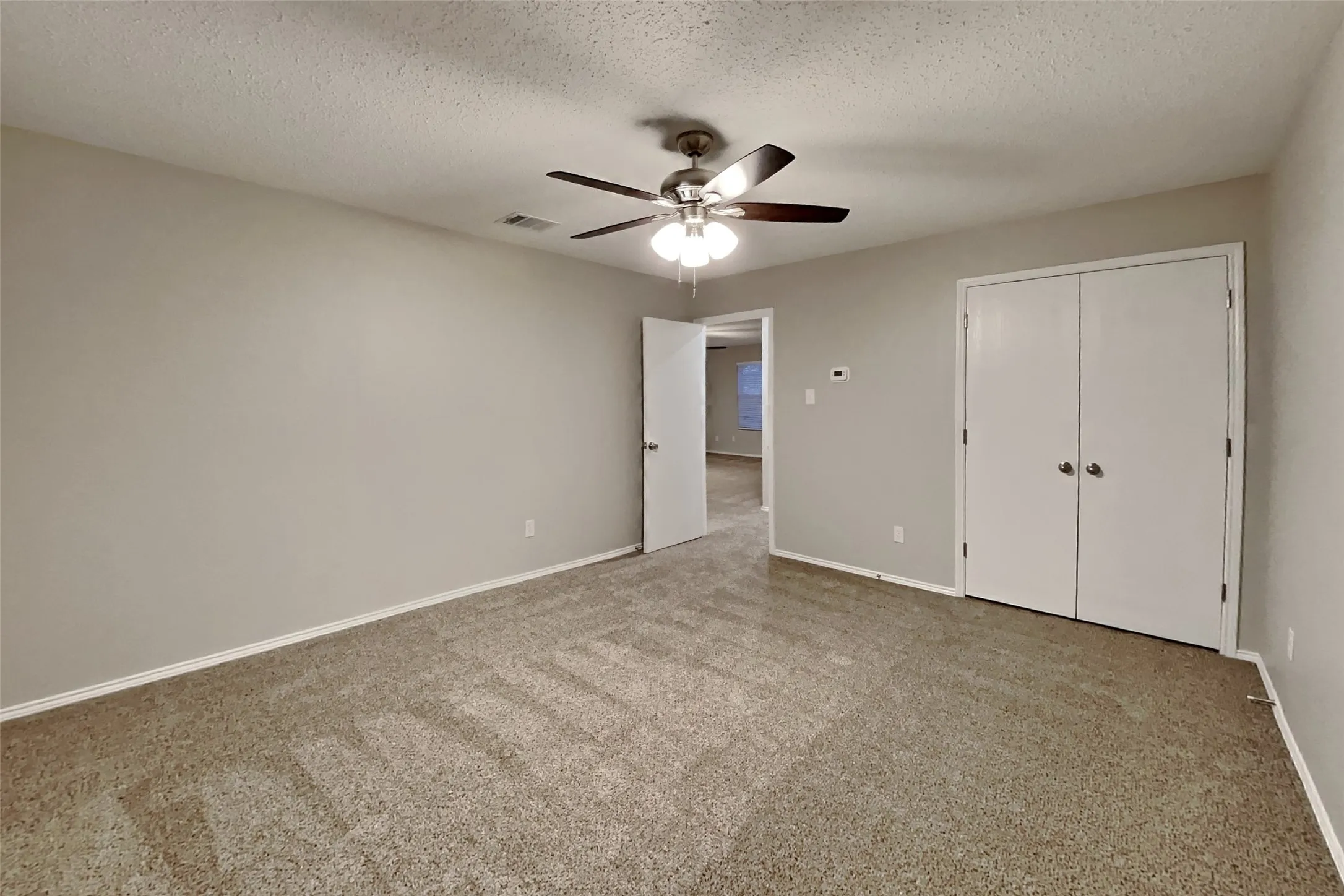 Single Family Residence For Rent in Rockwall County , 1516 Englewood Drive, Rockwall, Texas 75032, 5 Bedroom, 3 Bathroom, 2 Garage spaces, 2,945 Sqft, built in 2000, Preowned, mls#21256661, Real Estate Agent in Rockwall, Homes For Rent in Rockwall county, Homes For Rent in Rockwall, Realtor in Rockwall Texas, Real Estate Brokerage Independent Realty Texas, Luminita Cordes Realtor