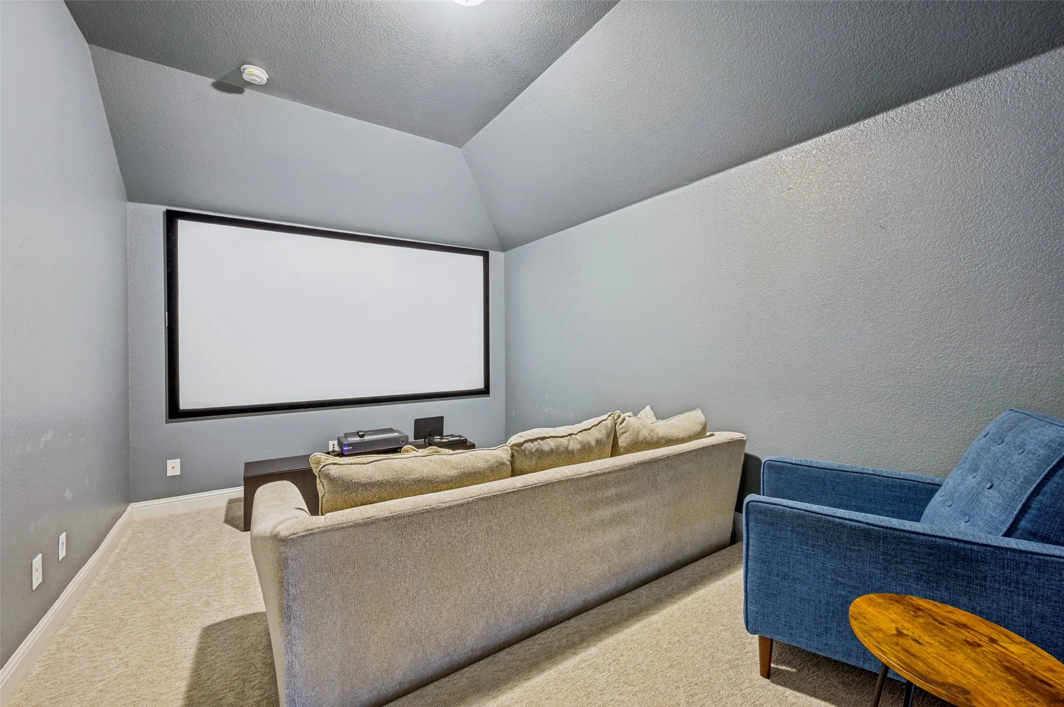 Single Family Residence For Rent in Denton County , 851 Forest Street, Little Elm, Texas 76227, 4 Bedroom, 3 Bathroom, 2 Garage spaces, 2,631 Sqft, built in 2016, Preowned, Price $3,500, mls#21256478, Real Estate Agent in Little Elm, Homes For Rent in Denton county, Homes For Rent in Little Elm, Realtor in Little Elm Texas, Real Estate Brokerage Independent Realty Texas, Luminita Cordes Realtor