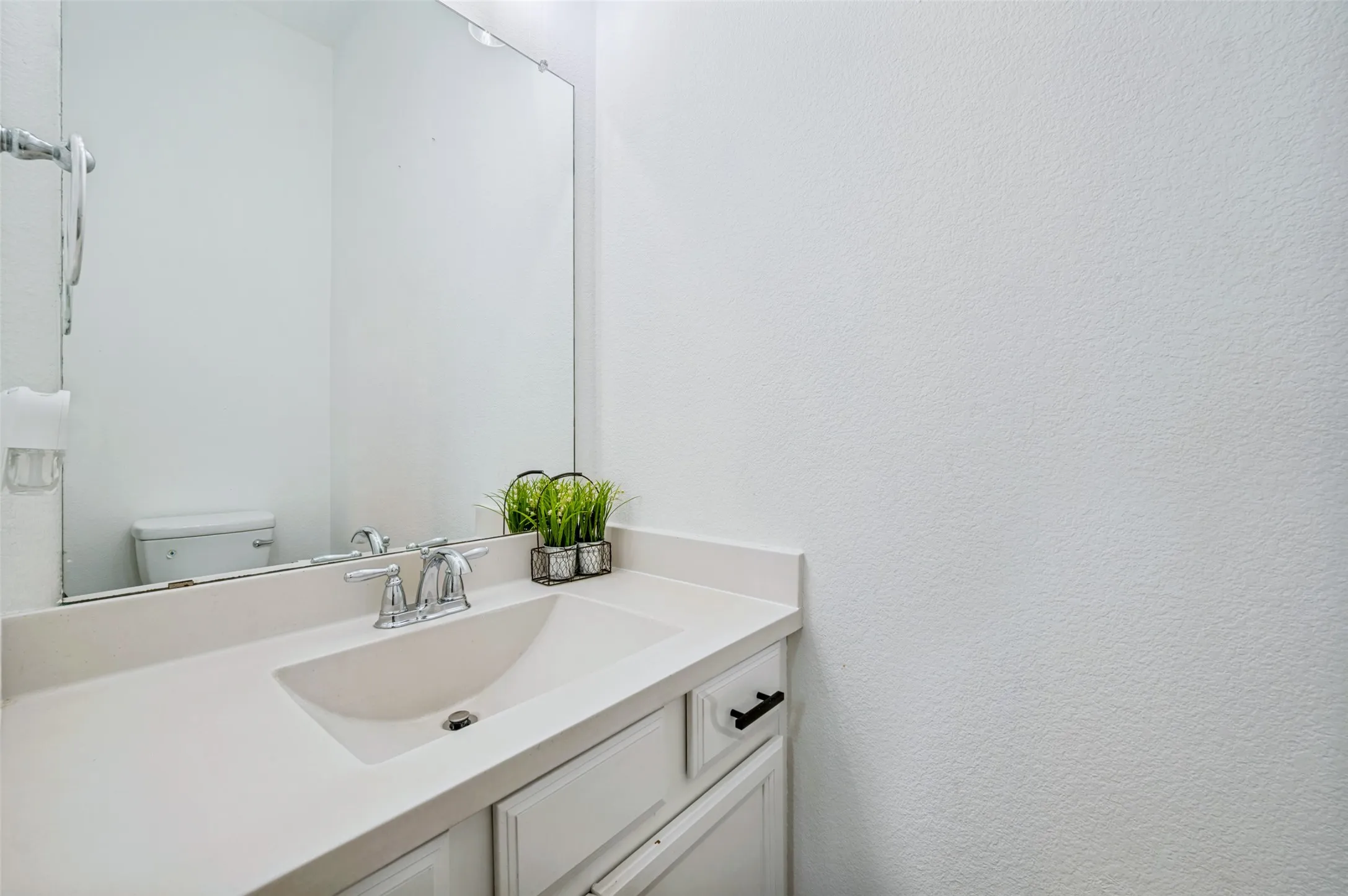 Single Family Residence For Rent in Denton County , 851 Forest Street, Little Elm, Texas 76227, 4 Bedroom, 3 Bathroom, 2 Garage spaces, 2,631 Sqft, built in 2016, Preowned, Price $3,500, mls#21256478, Real Estate Agent in Little Elm, Homes For Rent in Denton county, Homes For Rent in Little Elm, Realtor in Little Elm Texas, Real Estate Brokerage Independent Realty Texas, Luminita Cordes Realtor