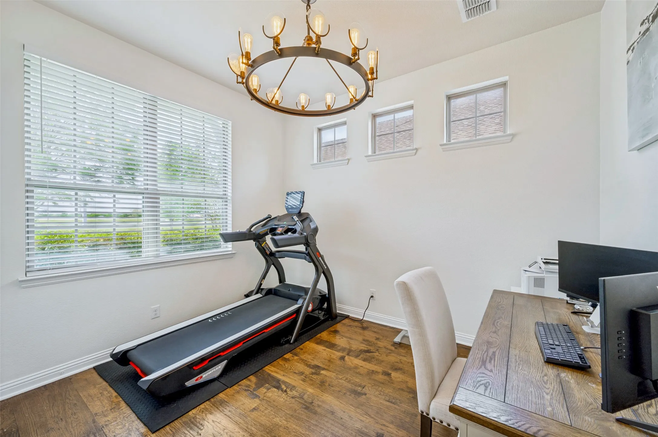 Single Family Residence For Rent in Denton County , 851 Forest Street, Little Elm, Texas 76227, 4 Bedroom, 3 Bathroom, 2 Garage spaces, 2,631 Sqft, built in 2016, Preowned, Price $3,500, mls#21256478, Real Estate Agent in Little Elm, Homes For Rent in Denton county, Homes For Rent in Little Elm, Realtor in Little Elm Texas, Real Estate Brokerage Independent Realty Texas, Luminita Cordes Realtor
