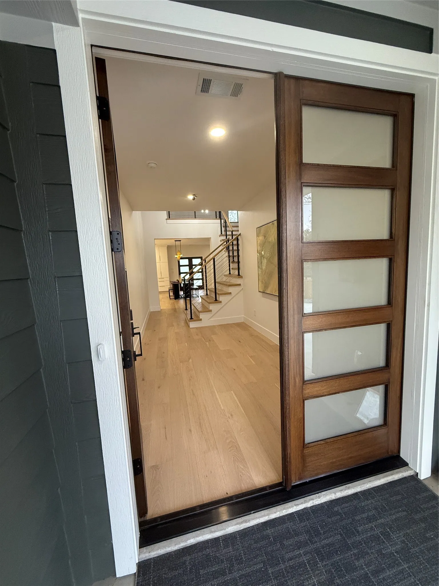 Single Family Residence For Sale in Dallas County , 1018 Grandview Avenue, Dallas, Texas 75223, 5 Bedroom, 4 Bathroom, 2 Garage spaces, 3,300 Sqft, built in 2025, New Construction - Complete, mls#21251059, Real Estate Agent in Dallas, Homes For Sale in Dallas county, Homes For Sale in Dallas, Realtor in Dallas Texas, Real Estate Brokerage Independent Realty Texas, Luminita Cordes Realtor
