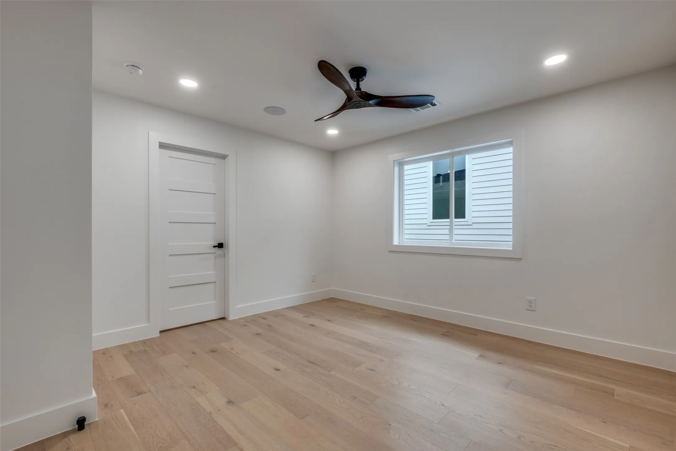 Ceiling fan, recessed lighting