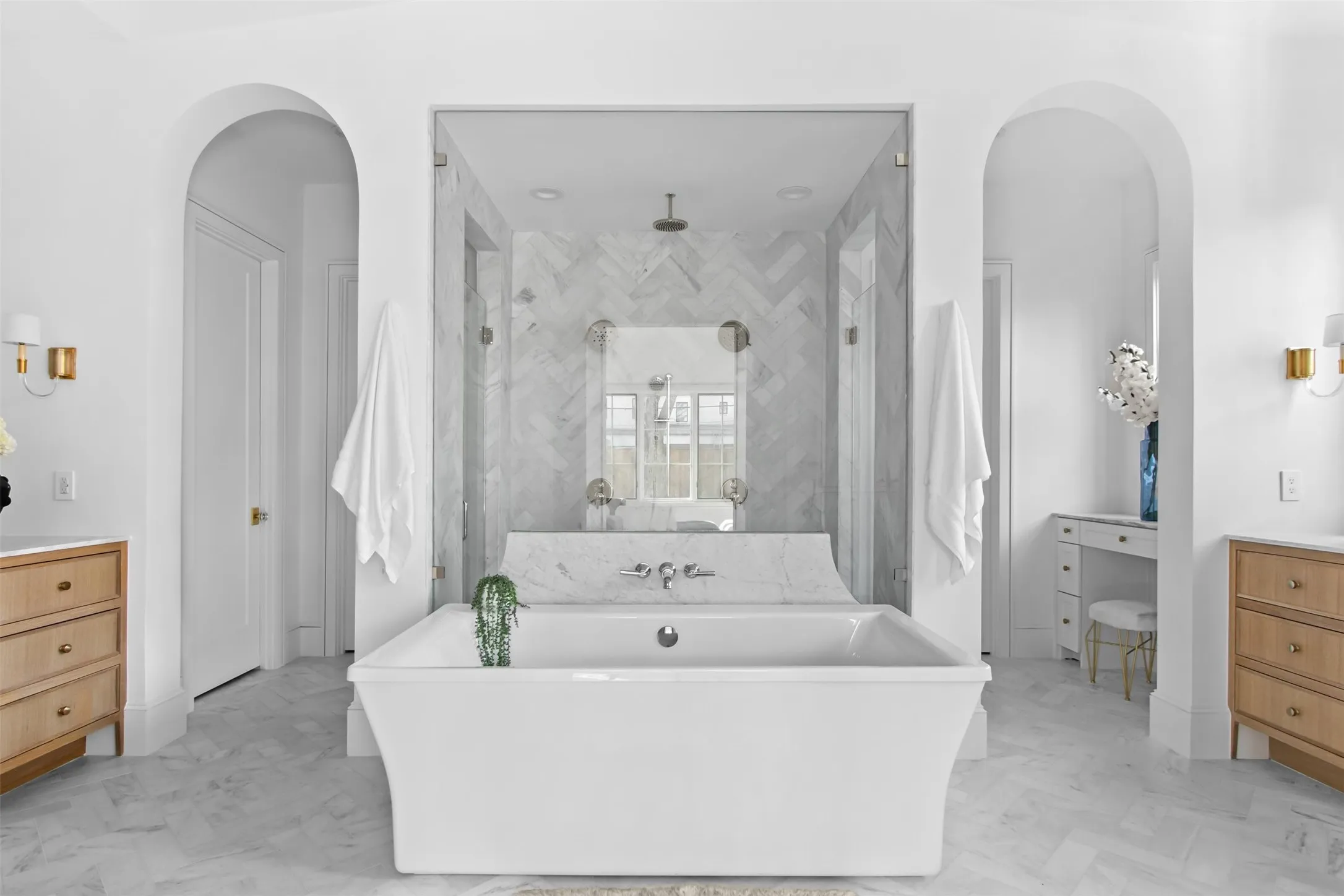 Single Family Residence For Sale in Dallas County , 5812 Preston Haven Drive, Dallas, Texas 75230, 6 Bedroom, 8 Bathroom, 3 Garage spaces, 6,630 Sqft, built in 2026, New Construction - Complete, mls#21255452, Real Estate Agent in Dallas, Homes For Sale in Dallas county, Homes For Sale in Dallas, Realtor in Dallas Texas, Real Estate Brokerage Independent Realty Texas, Luminita Cordes Realtor