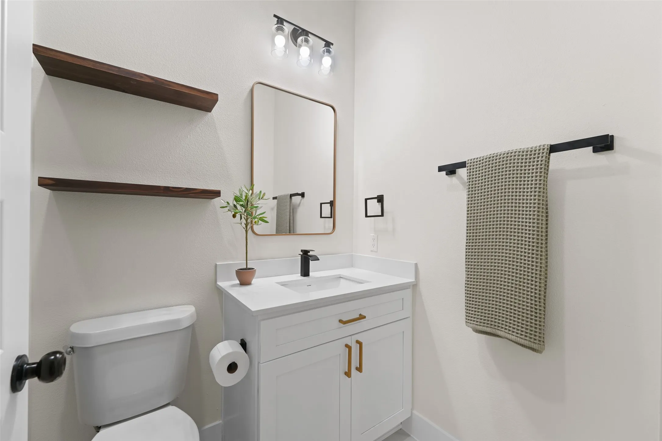 Single Family Residence For Sale in Kaufman County , 1002 Devonshire Drive N, Forney, Texas 75126, 4 Bedroom, 5 Bathroom, 3 Garage spaces, 3,450 Sqft, built in 2026, New Construction - Complete, mls#21255903, Real Estate Agent in Forney, Homes For Sale in Kaufman county, Homes For Sale in Forney, Realtor in Forney Texas, Real Estate Brokerage Independent Realty Texas, Luminita Cordes Realtor