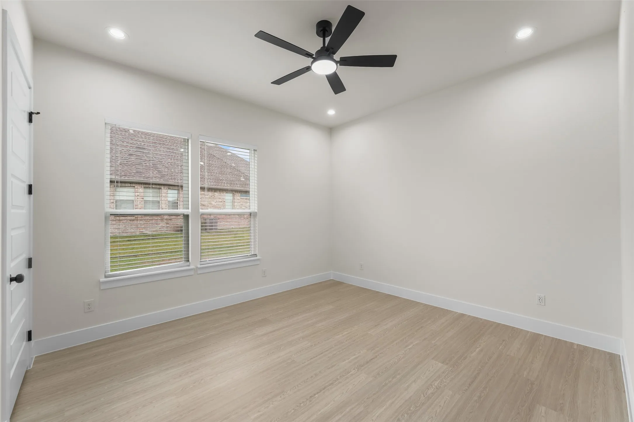 Single Family Residence For Sale in Kaufman County , 1018 Devonshire Drive N, Forney, Texas 75126, 4 Bedroom, 4 Bathroom, 3 Garage spaces, 3,197 Sqft, built in 2026, New Construction - Complete, mls#21255973, Real Estate Agent in Forney, Homes For Sale in Kaufman county, Homes For Sale in Forney, Realtor in Forney Texas, Real Estate Brokerage Independent Realty Texas, Luminita Cordes Realtor