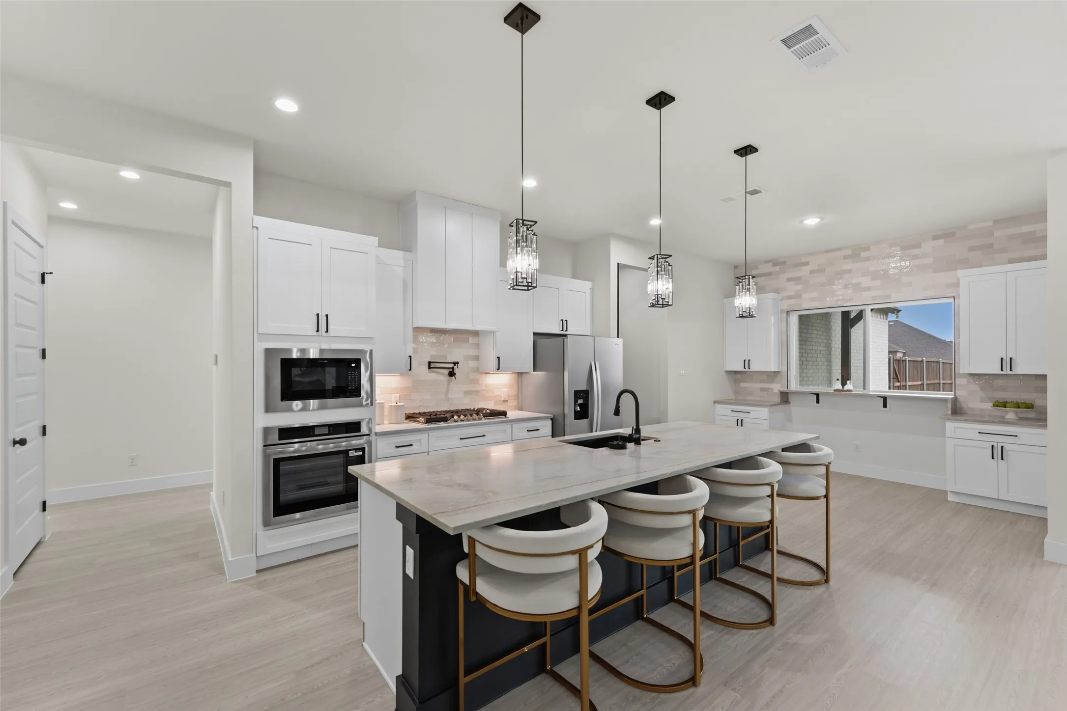 Single Family Residence For Sale in Kaufman County , 1018 Devonshire Drive N, Forney, Texas 75126, 4 Bedroom, 4 Bathroom, 3 Garage spaces, 3,197 Sqft, built in 2026, New Construction - Complete, mls#21255973, Real Estate Agent in Forney, Homes For Sale in Kaufman county, Homes For Sale in Forney, Realtor in Forney Texas, Real Estate Brokerage Independent Realty Texas, Luminita Cordes Realtor