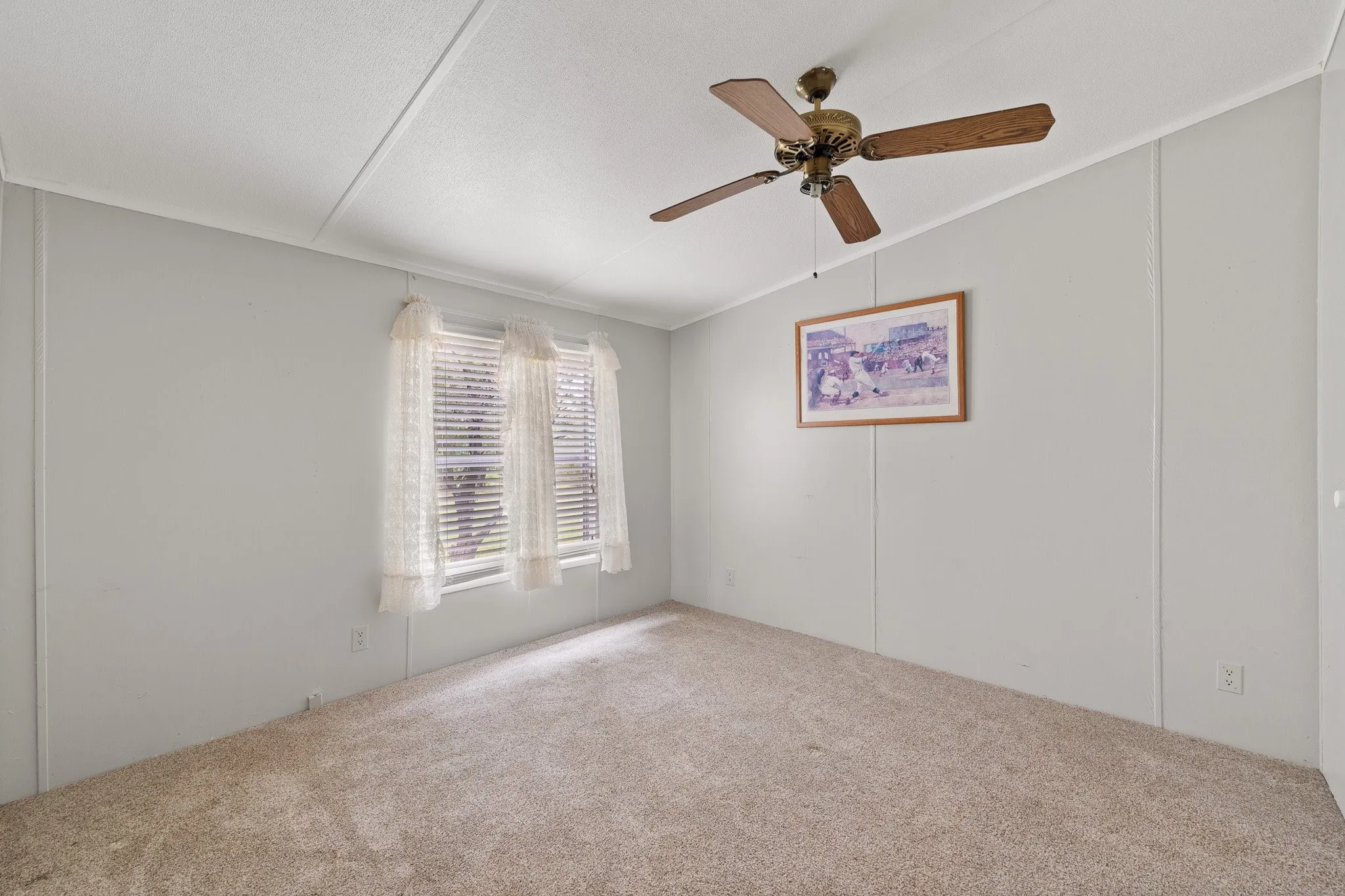 Mobile Home For Sale in Somervell County , 6677 County Road 2008, Glen Rose, Texas 76043, 3 Bedroom, 2 Bathroom, Garage spaces, 1,412 Sqft, built in 1989, mls#21256457, Real Estate Agent in Glen Rose, Homes For Sale in Somervell county, Homes For Sale in Glen Rose, Realtor in Glen Rose Texas, Real Estate Brokerage Independent Realty Texas, Luminita Cordes Realtor