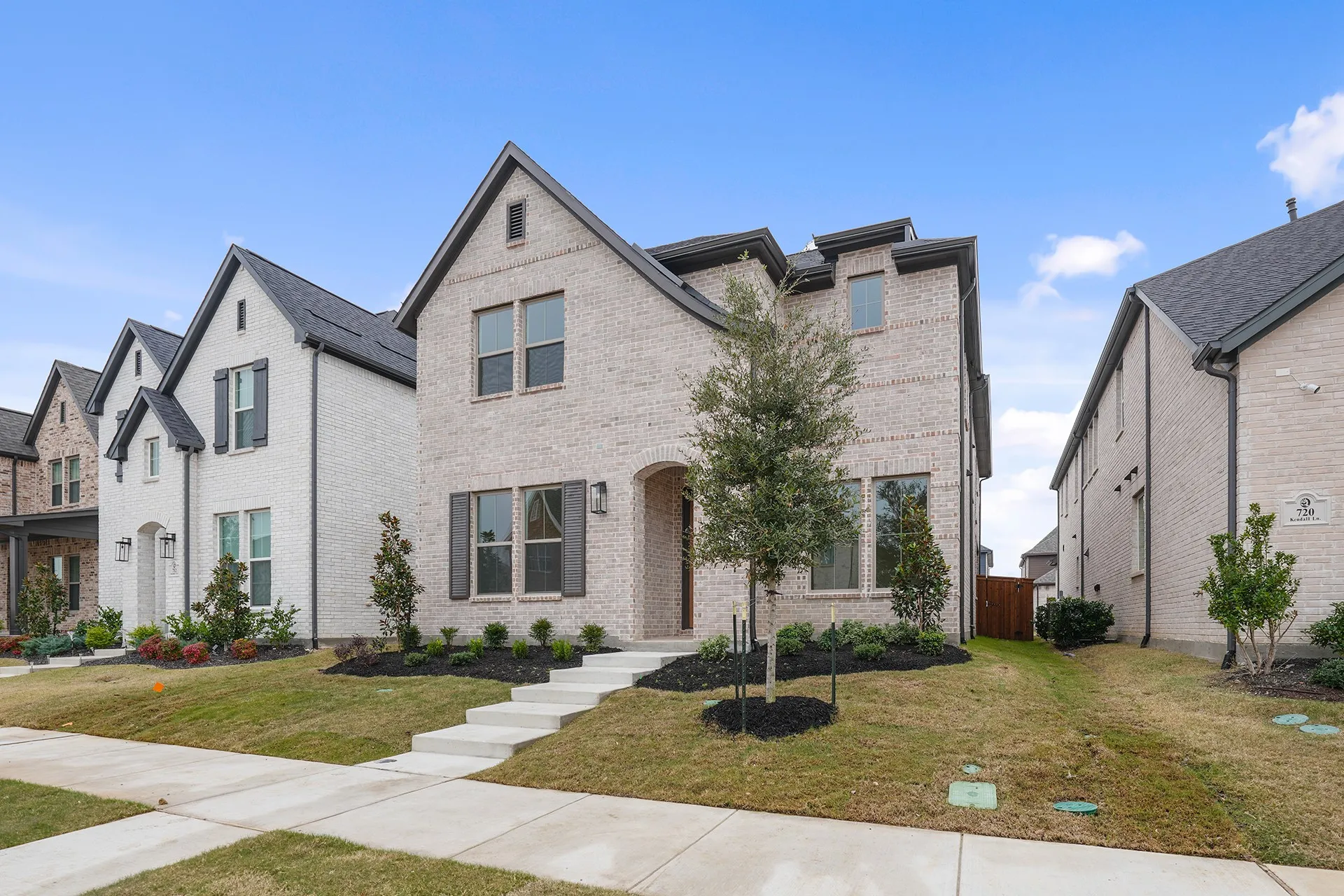 Single Family Residence For Sale in Collin County , 716 Kendall Lane, Celina, Texas 75009, 4 Bedroom, 3 Bathroom, 2 Garage spaces, 2,930 Sqft, built in 2025, New Construction - Complete, Price $619,000, mls#21256709, Real Estate Agent in Celina, Homes For Sale in Collin county, Homes For Sale in Celina, Realtor in Celina Texas, Real Estate Brokerage Independent Realty Texas, Luminita Cordes Realtor