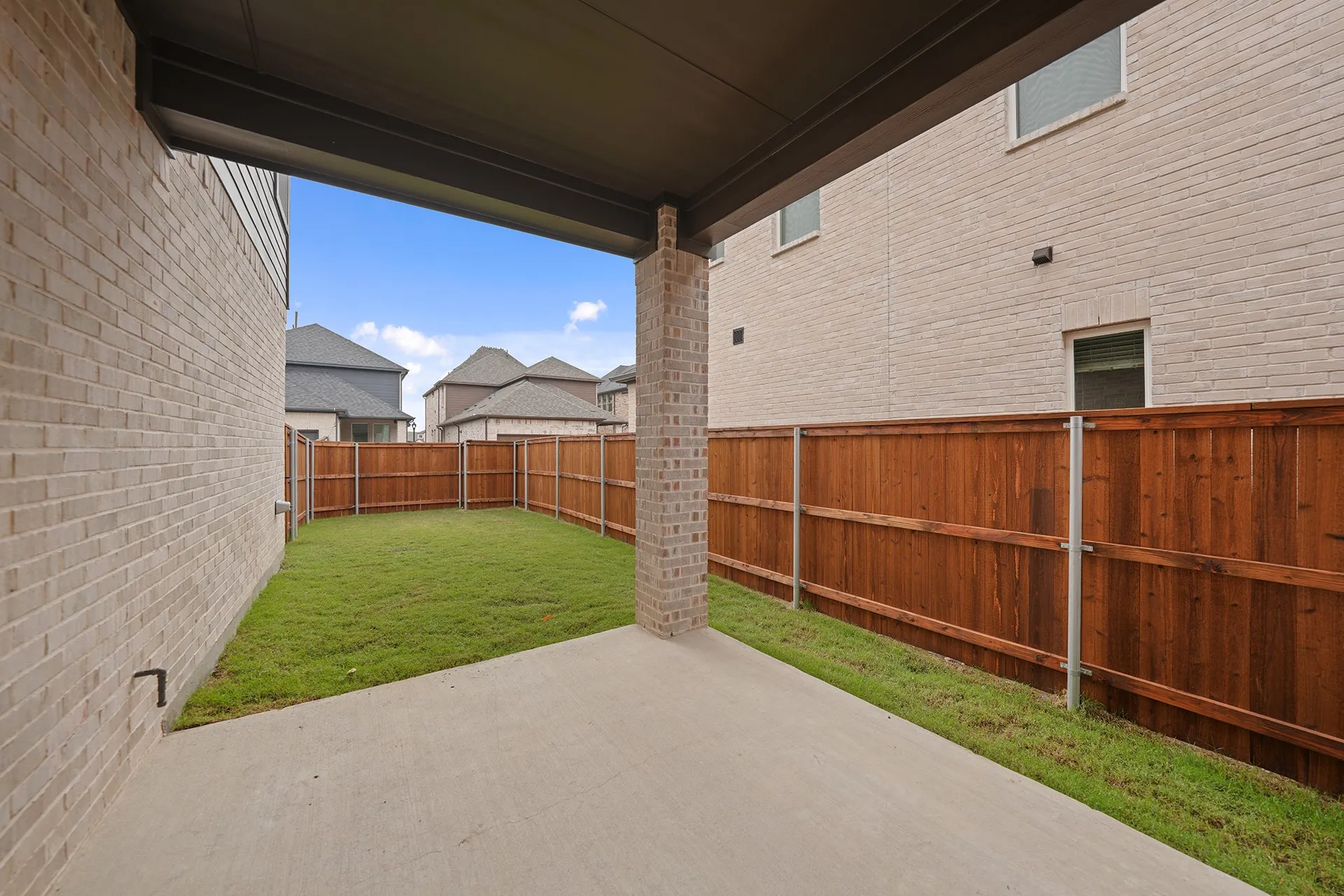 Single Family Residence For Sale in Collin County , 716 Kendall Lane, Celina, Texas 75009, 4 Bedroom, 3 Bathroom, 2 Garage spaces, 2,930 Sqft, built in 2025, New Construction - Complete, Price $619,000, mls#21256709, Real Estate Agent in Celina, Homes For Sale in Collin county, Homes For Sale in Celina, Realtor in Celina Texas, Real Estate Brokerage Independent Realty Texas, Luminita Cordes Realtor