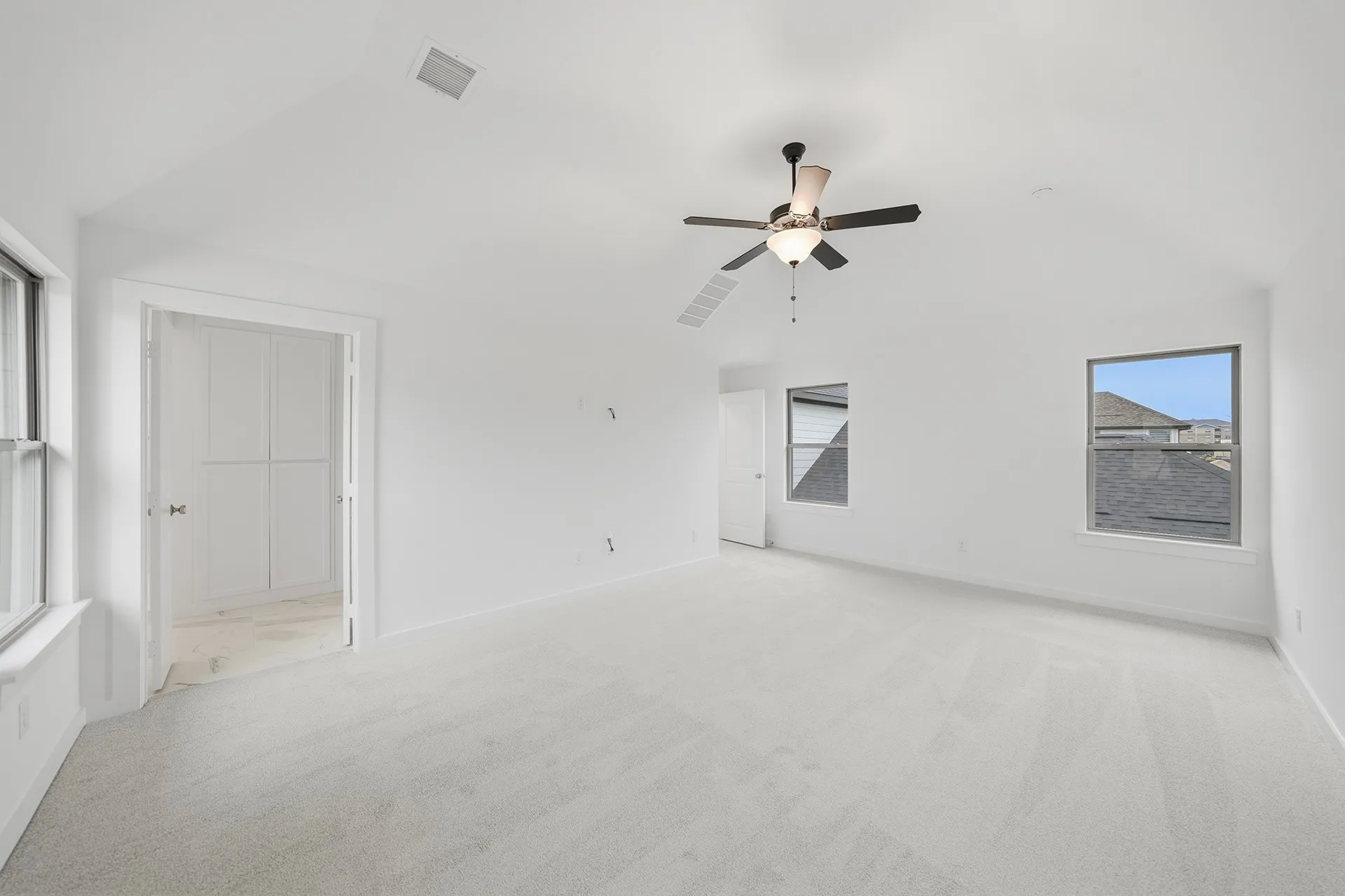 Single Family Residence For Sale in Collin County , 716 Kendall Lane, Celina, Texas 75009, 4 Bedroom, 3 Bathroom, 2 Garage spaces, 2,930 Sqft, built in 2025, New Construction - Complete, Price $619,000, mls#21256709, Real Estate Agent in Celina, Homes For Sale in Collin county, Homes For Sale in Celina, Realtor in Celina Texas, Real Estate Brokerage Independent Realty Texas, Luminita Cordes Realtor