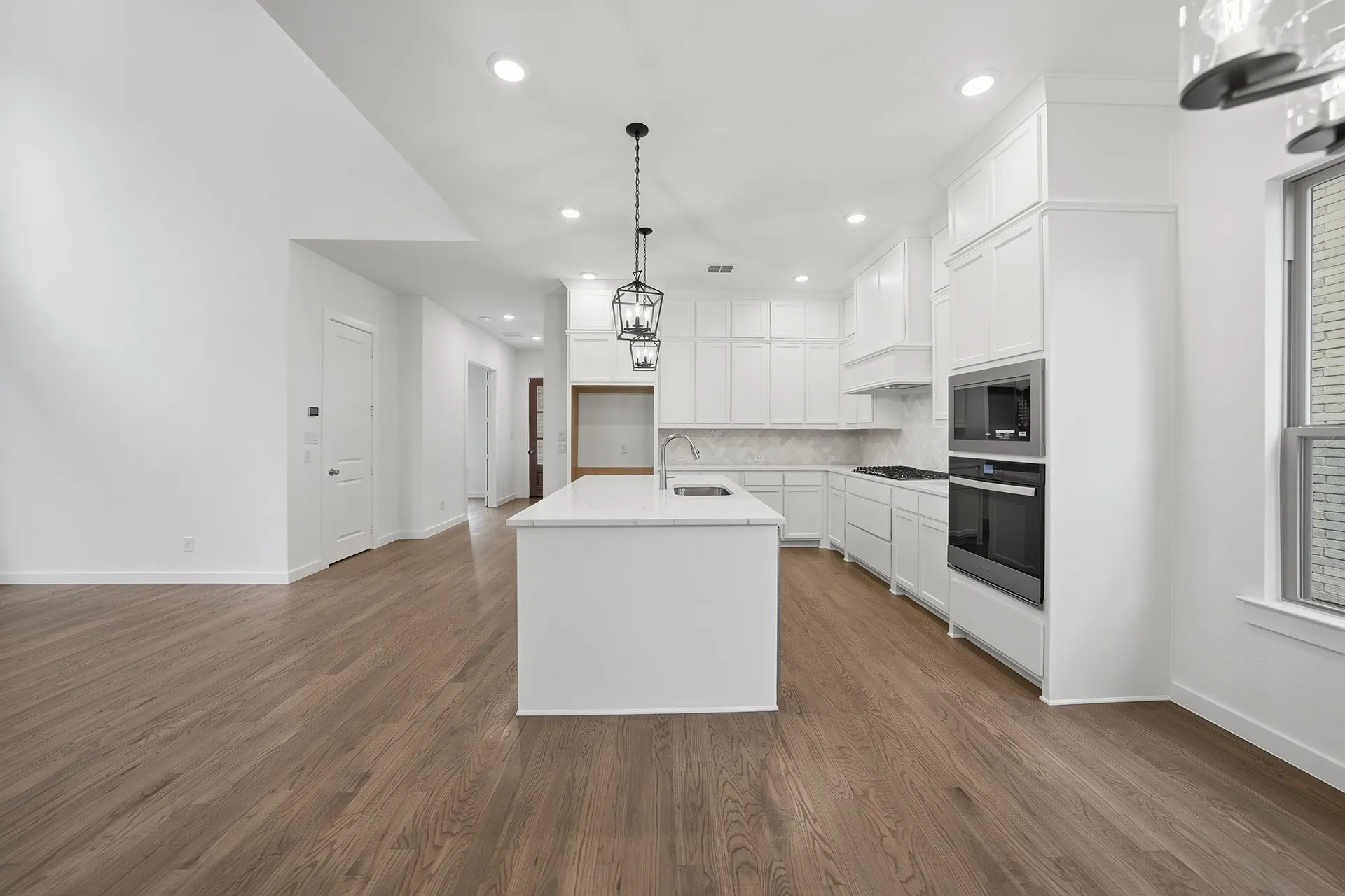 Single Family Residence For Sale in Collin County , 716 Kendall Lane, Celina, Texas 75009, 4 Bedroom, 3 Bathroom, 2 Garage spaces, 2,930 Sqft, built in 2025, New Construction - Complete, Price $619,000, mls#21256709, Real Estate Agent in Celina, Homes For Sale in Collin county, Homes For Sale in Celina, Realtor in Celina Texas, Real Estate Brokerage Independent Realty Texas, Luminita Cordes Realtor