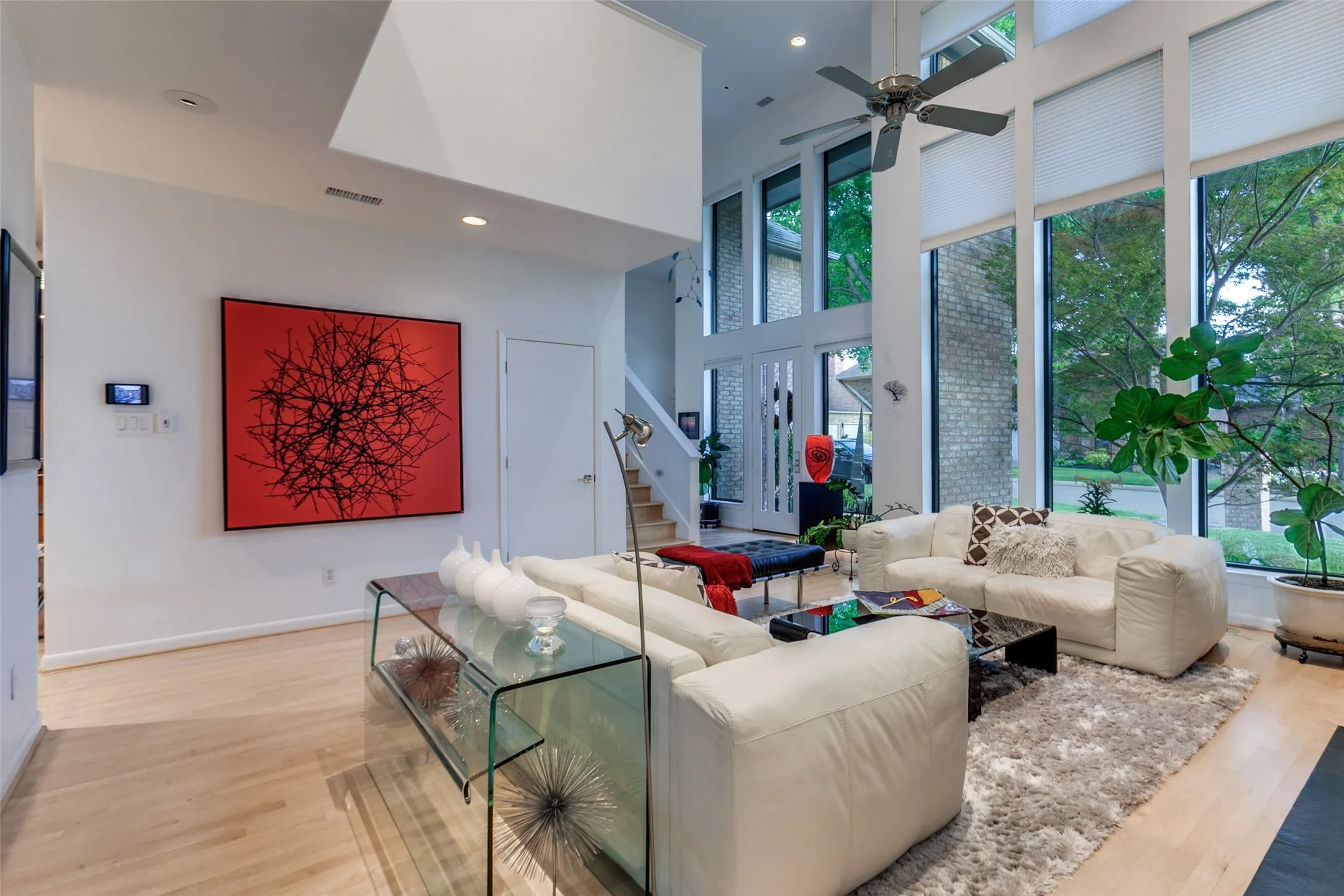 Single Family Residence For Sale in Collin County , 5804 Preston Fairways Drive, Dallas, Texas 75252, 4 Bedroom, 3 Bathroom, 2 Garage spaces, 3,202 Sqft, built in 1991, Preowned, mls#21251446, Real Estate Agent in Dallas, Homes For Sale in Collin county, Homes For Sale in Dallas, Realtor in Dallas Texas, Real Estate Brokerage Independent Realty Texas, Luminita Cordes Realtor
