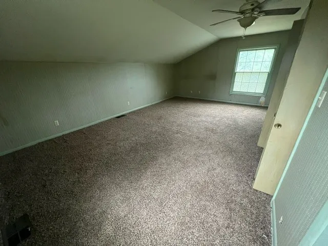 Single Family Residence For Sale in Stephens County , 1305 W Elliott Street, Breckenridge, Texas 76424, 3 Bedroom, 3 Bathroom, 2 Garage spaces, 1,936 Sqft, built in 1961, mls#21256714, Real Estate Agent in Breckenridge, Homes For Sale in Stephens county, Homes For Sale in Breckenridge, Realtor in Breckenridge Texas, Real Estate Brokerage Independent Realty Texas, Luminita Cordes Realtor