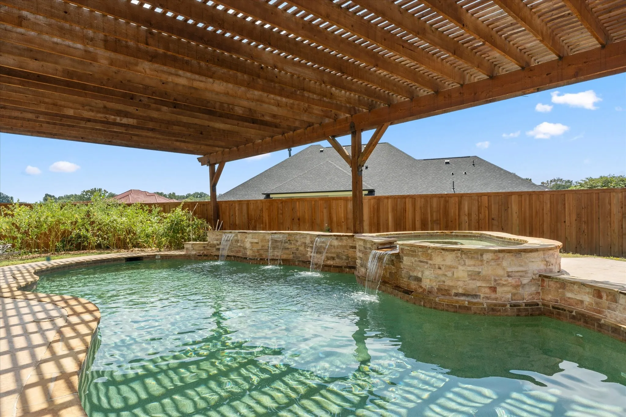 Single Family Residence For Sale in Titus County , 224 Kathryn Court, Mt Pleasant, Texas 75455, 6 Bedrooms, 6 Bathrooms, 3 Garage spaces, 8,846 Sqft, built in 2008, Preowned, Price $949,000, mls#21256197, Real Estate Agent in Mt Pleasant, Homes For Sale in Titus county, Homes For Sale in Mt Pleasant, Realtor in Mt Pleasant Texas, Real Estate Brokerage Independent Realty Texas, Luminita Cordes Realtor