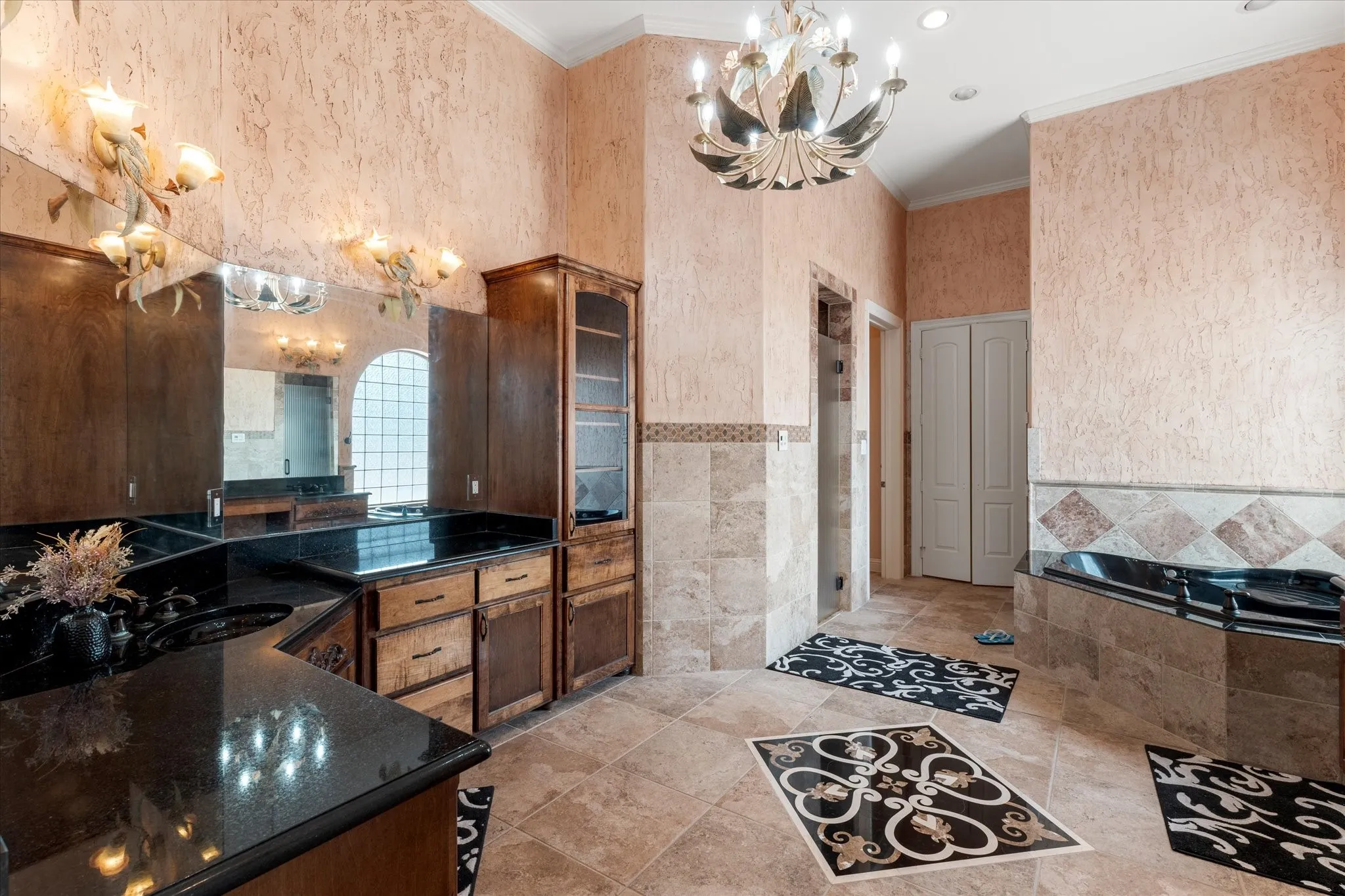 Single Family Residence For Sale in Titus County , 224 Kathryn Court, Mt Pleasant, Texas 75455, 6 Bedrooms, 6 Bathrooms, 3 Garage spaces, 8,846 Sqft, built in 2008, Preowned, Price $949,000, mls#21256197, Real Estate Agent in Mt Pleasant, Homes For Sale in Titus county, Homes For Sale in Mt Pleasant, Realtor in Mt Pleasant Texas, Real Estate Brokerage Independent Realty Texas, Luminita Cordes Realtor