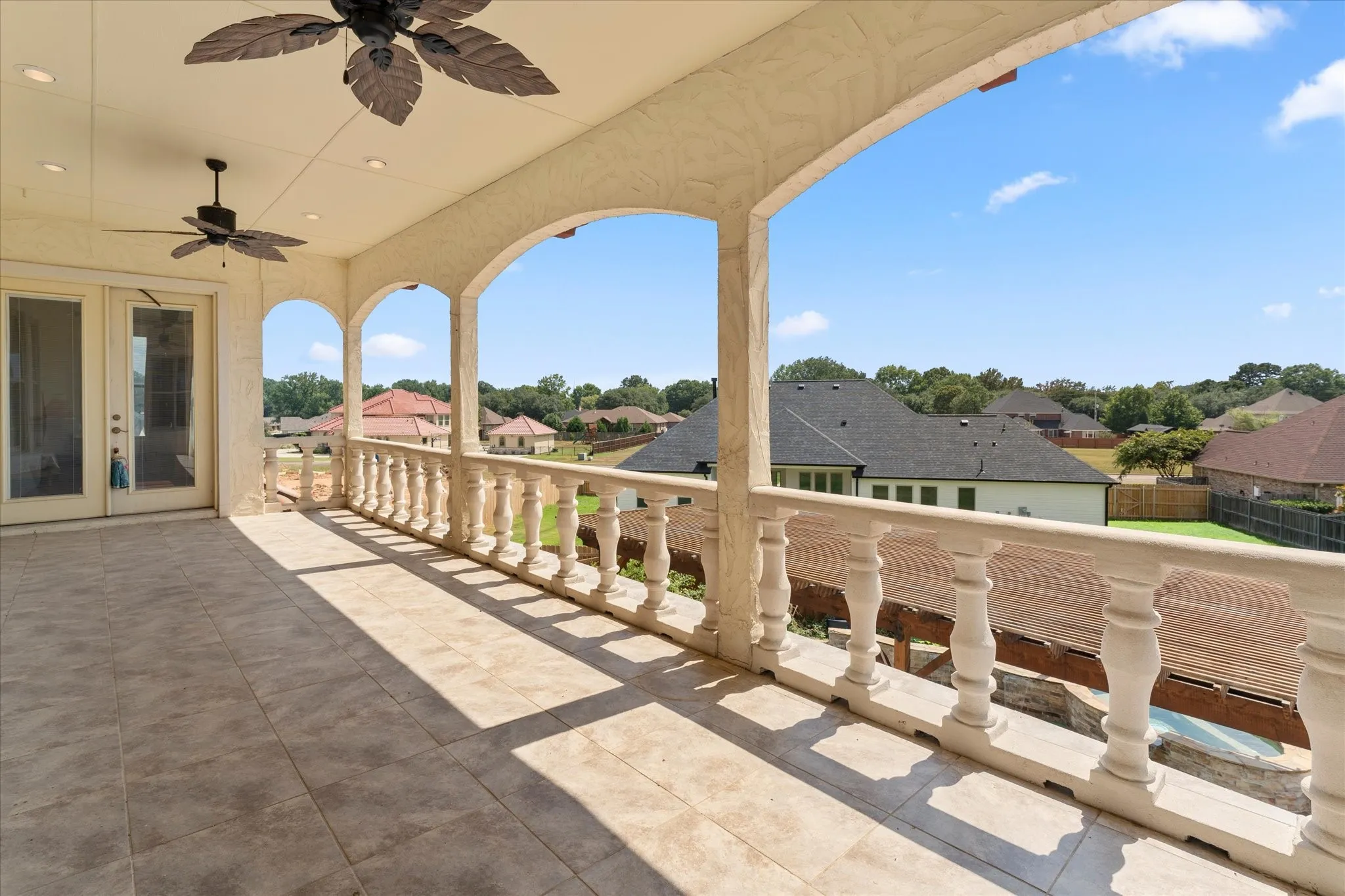 Single Family Residence For Sale in Titus County , 224 Kathryn Court, Mt Pleasant, Texas 75455, 6 Bedrooms, 6 Bathrooms, 3 Garage spaces, 8,846 Sqft, built in 2008, Preowned, Price $949,000, mls#21256197, Real Estate Agent in Mt Pleasant, Homes For Sale in Titus county, Homes For Sale in Mt Pleasant, Realtor in Mt Pleasant Texas, Real Estate Brokerage Independent Realty Texas, Luminita Cordes Realtor
