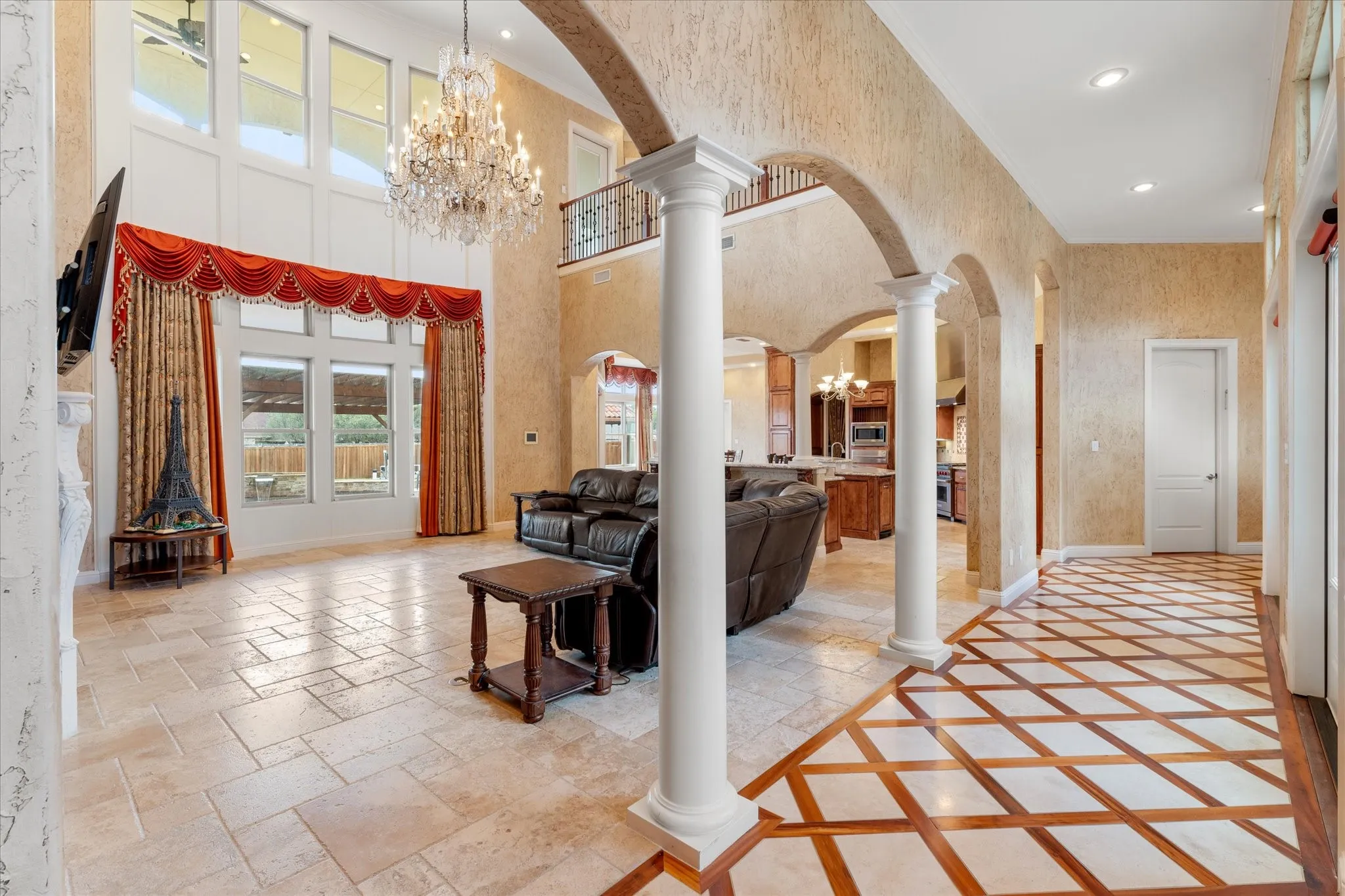 Single Family Residence For Sale in Titus County , 224 Kathryn Court, Mt Pleasant, Texas 75455, 6 Bedrooms, 6 Bathrooms, 3 Garage spaces, 8,846 Sqft, built in 2008, Preowned, Price $949,000, mls#21256197, Real Estate Agent in Mt Pleasant, Homes For Sale in Titus county, Homes For Sale in Mt Pleasant, Realtor in Mt Pleasant Texas, Real Estate Brokerage Independent Realty Texas, Luminita Cordes Realtor