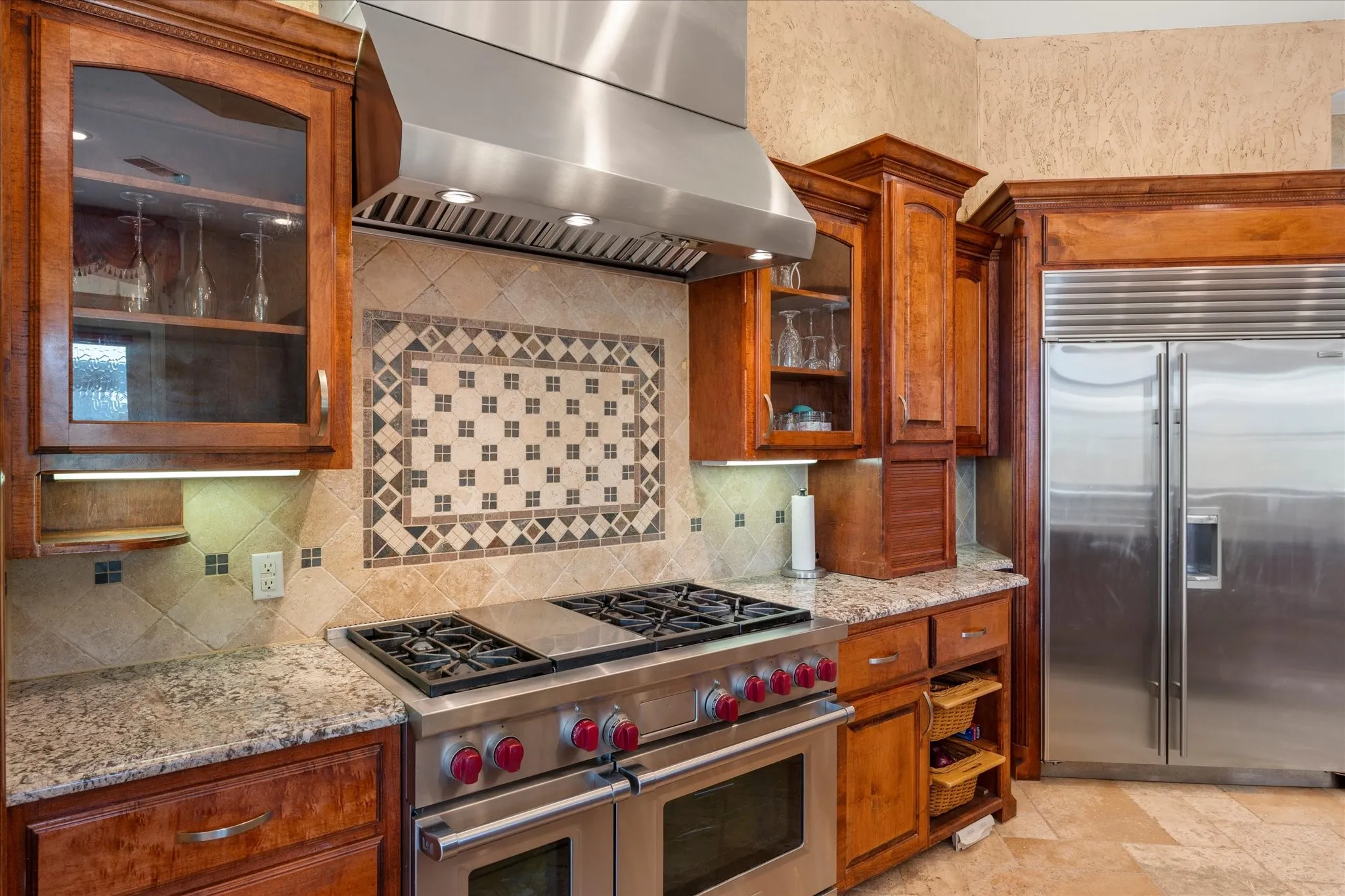Single Family Residence For Sale in Titus County , 224 Kathryn Court, Mt Pleasant, Texas 75455, 6 Bedrooms, 6 Bathrooms, 3 Garage spaces, 8,846 Sqft, built in 2008, Preowned, Price $949,000, mls#21256197, Real Estate Agent in Mt Pleasant, Homes For Sale in Titus county, Homes For Sale in Mt Pleasant, Realtor in Mt Pleasant Texas, Real Estate Brokerage Independent Realty Texas, Luminita Cordes Realtor