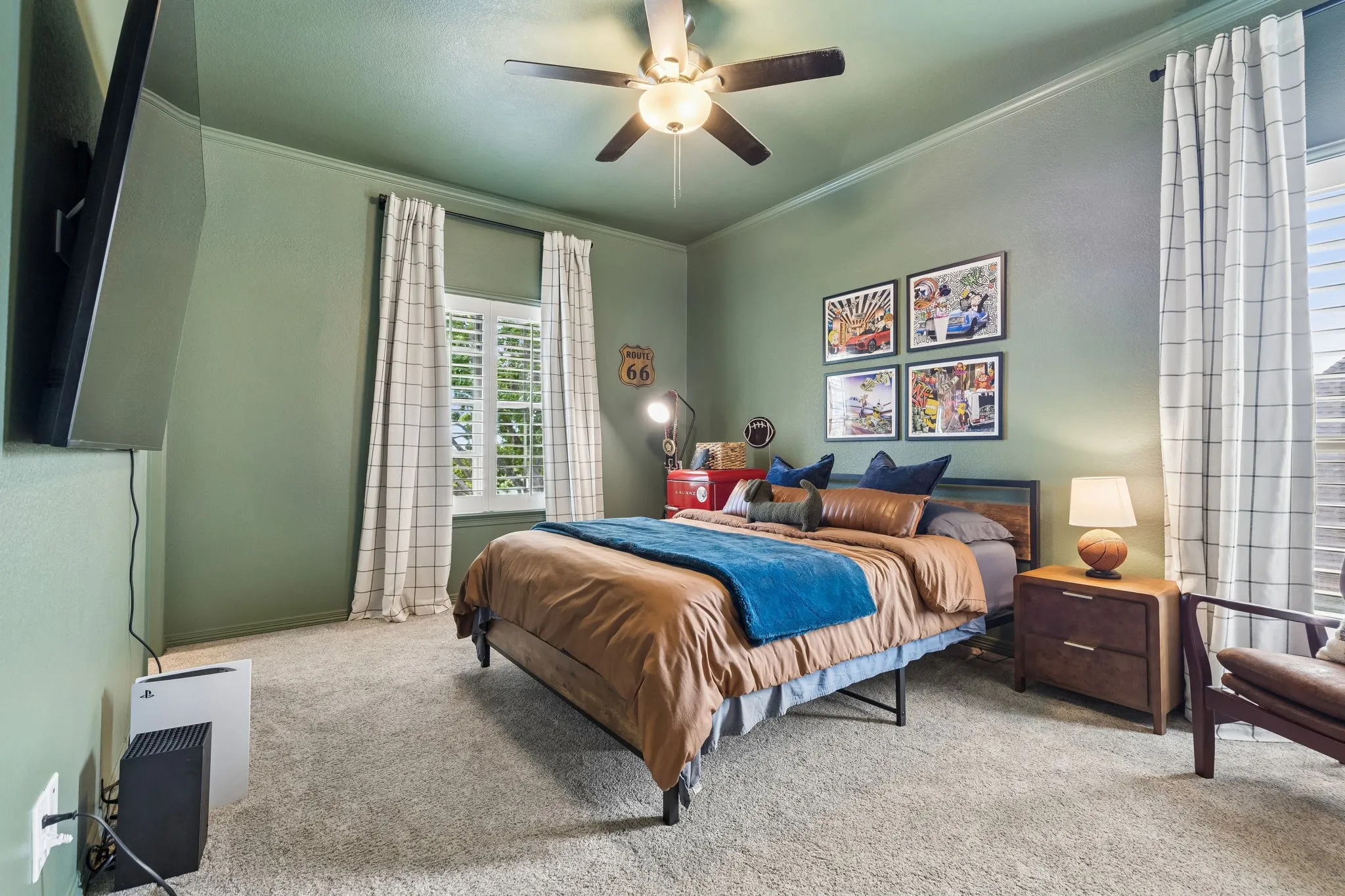 Single Family Residence For Sale in Rockwall County , 156 Stoneleigh Drive, Heath, Texas 75032, 4 Bedroom, 4 Bathroom, 3 Garage spaces, 4,260 Sqft, built in 2002, Preowned, mls#21238044, Real Estate Agent in Heath, Homes For Sale in Rockwall county, Homes For Sale in Heath, Realtor in Heath Texas, Real Estate Brokerage Independent Realty Texas, Luminita Cordes Realtor