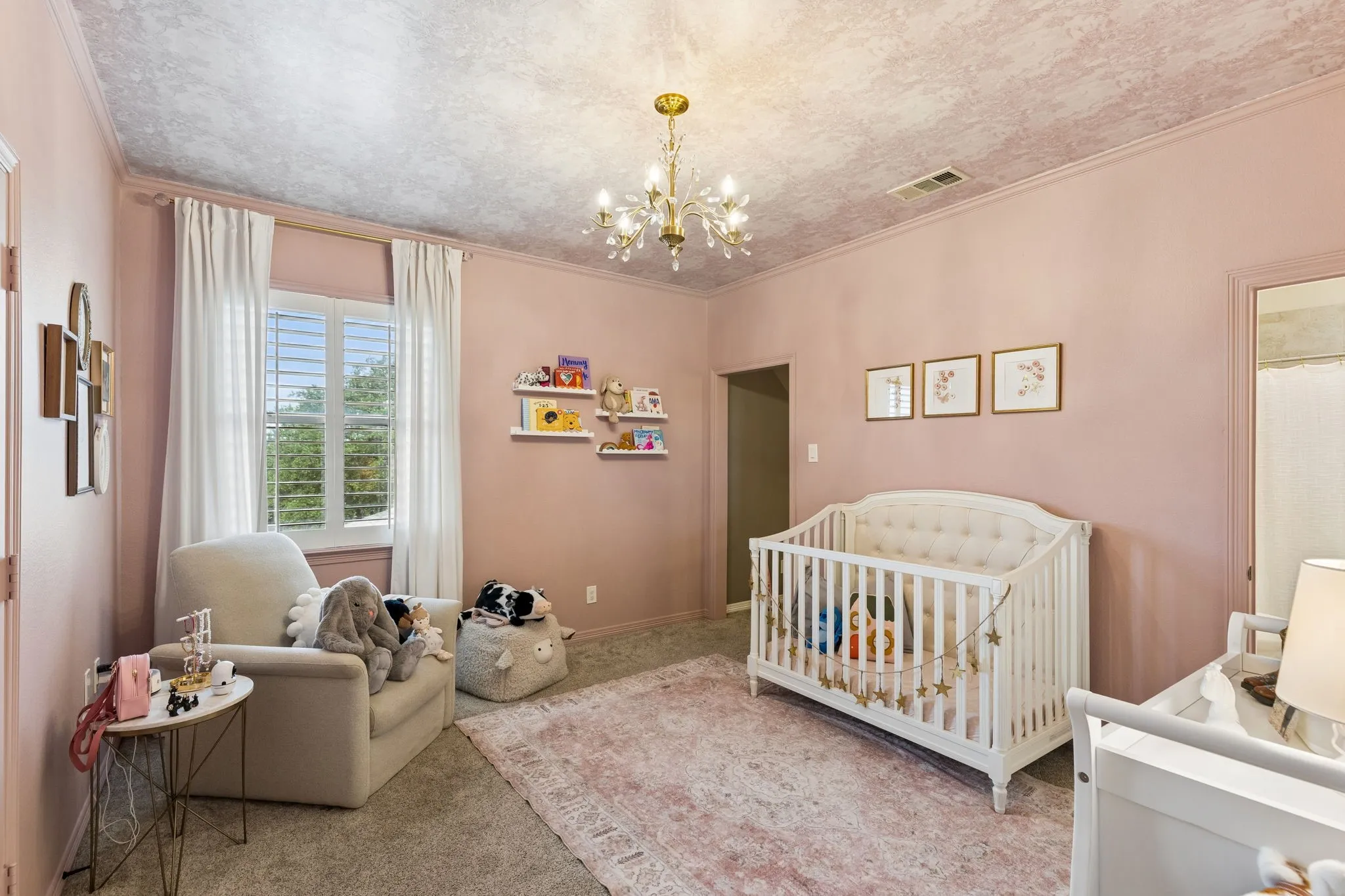 Single Family Residence For Sale in Rockwall County , 156 Stoneleigh Drive, Heath, Texas 75032, 4 Bedroom, 4 Bathroom, 3 Garage spaces, 4,260 Sqft, built in 2002, Preowned, mls#21238044, Real Estate Agent in Heath, Homes For Sale in Rockwall county, Homes For Sale in Heath, Realtor in Heath Texas, Real Estate Brokerage Independent Realty Texas, Luminita Cordes Realtor