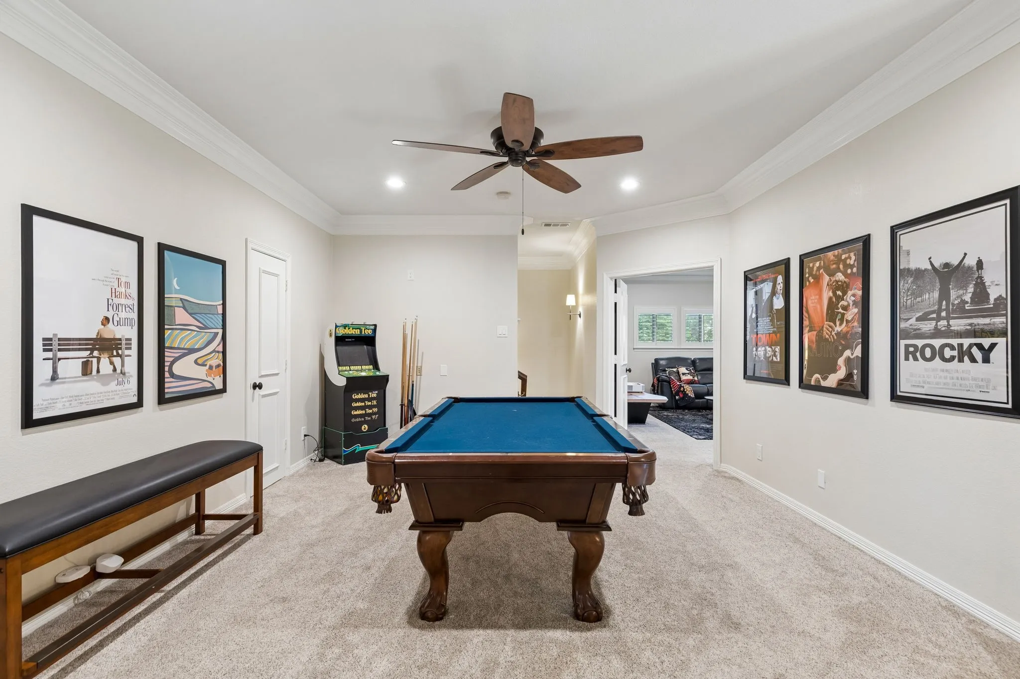 Single Family Residence For Sale in Rockwall County , 156 Stoneleigh Drive, Heath, Texas 75032, 4 Bedroom, 4 Bathroom, 3 Garage spaces, 4,260 Sqft, built in 2002, Preowned, mls#21238044, Real Estate Agent in Heath, Homes For Sale in Rockwall county, Homes For Sale in Heath, Realtor in Heath Texas, Real Estate Brokerage Independent Realty Texas, Luminita Cordes Realtor