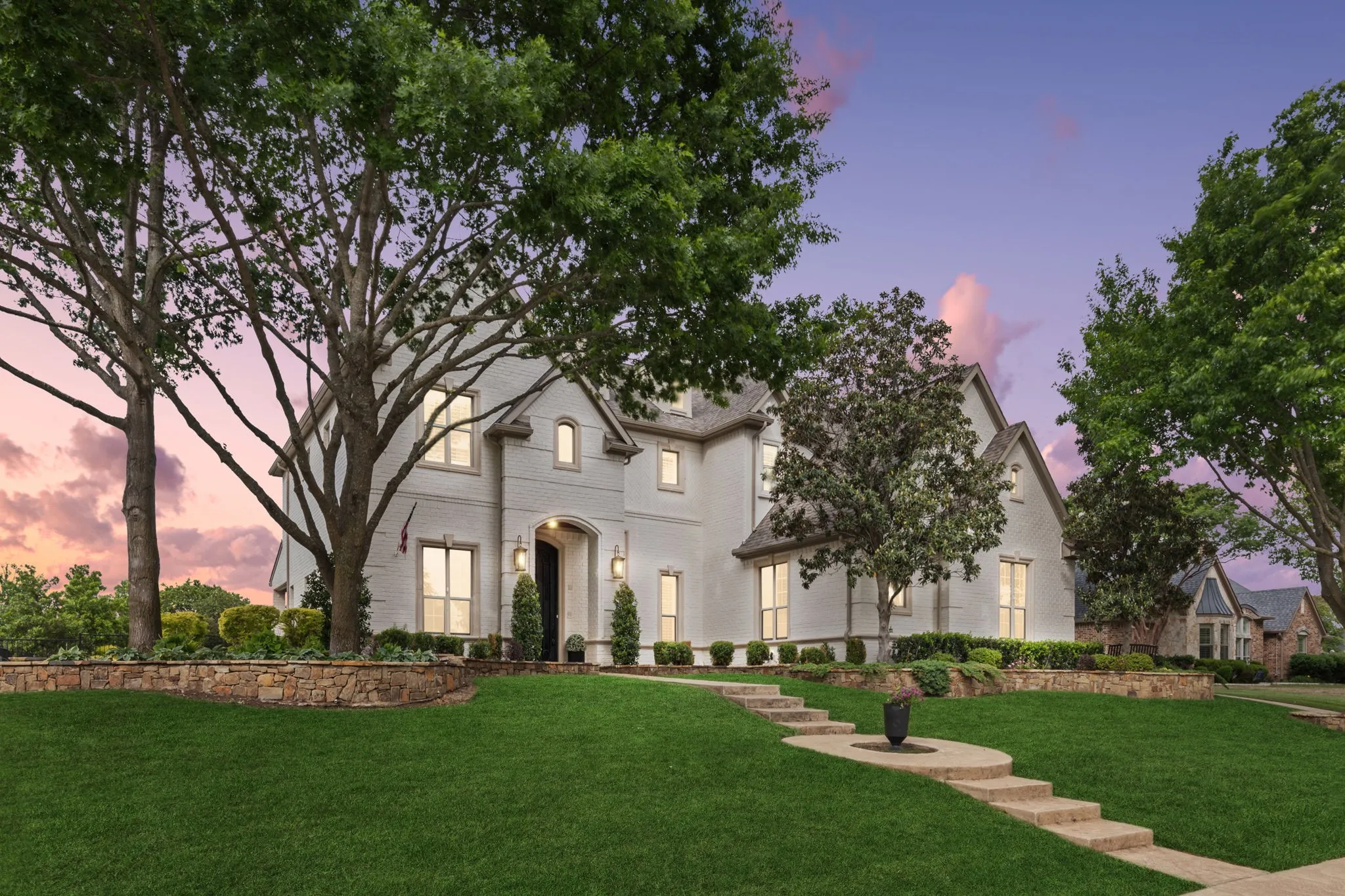 Single Family Residence For Sale in Rockwall County , 156 Stoneleigh Drive, Heath, Texas 75032, 4 Bedroom, 4 Bathroom, 3 Garage spaces, 4,260 Sqft, built in 2002, Preowned, mls#21238044, Real Estate Agent in Heath, Homes For Sale in Rockwall county, Homes For Sale in Heath, Realtor in Heath Texas, Real Estate Brokerage Independent Realty Texas, Luminita Cordes Realtor