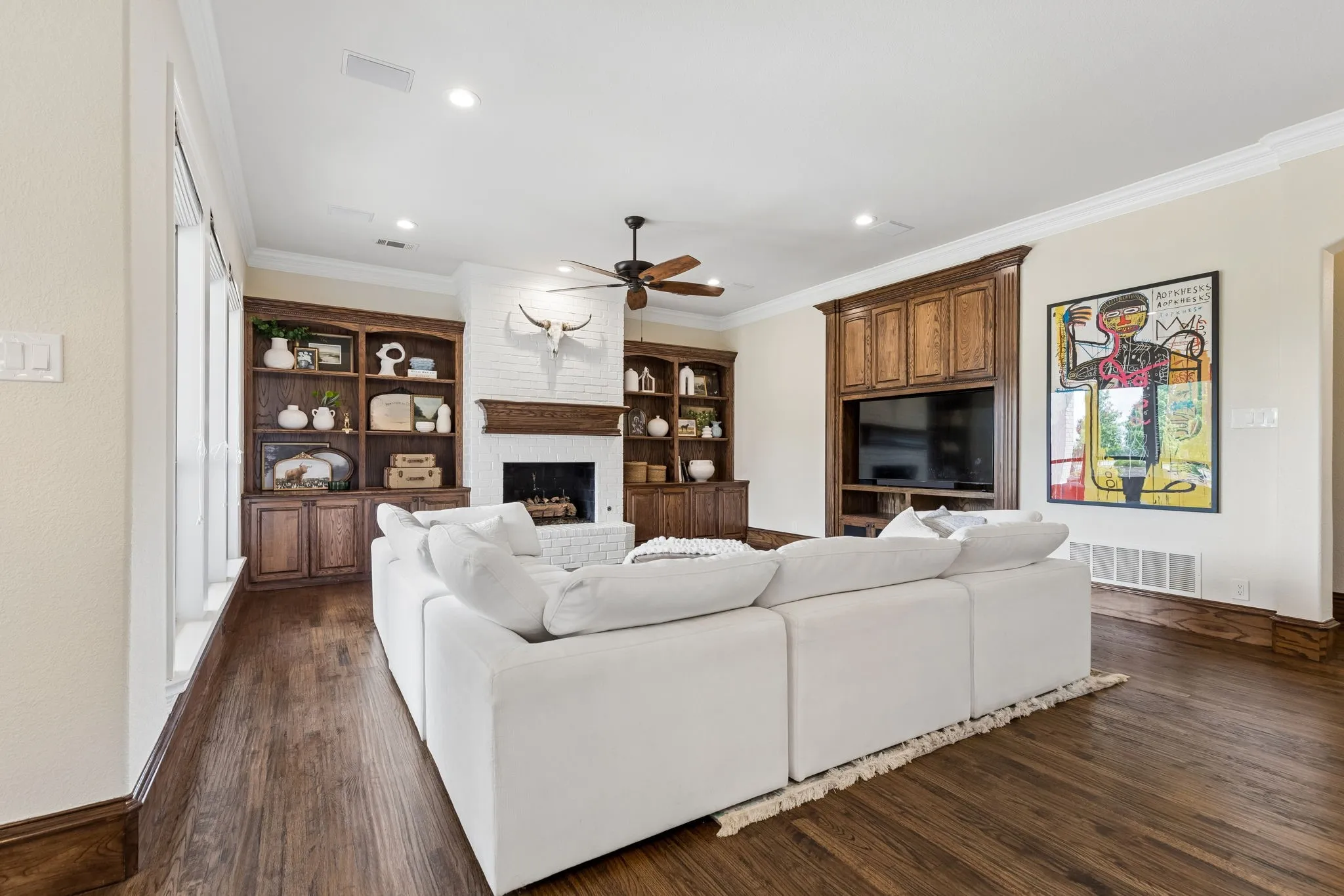 Single Family Residence For Sale in Rockwall County , 156 Stoneleigh Drive, Heath, Texas 75032, 4 Bedroom, 4 Bathroom, 3 Garage spaces, 4,260 Sqft, built in 2002, Preowned, mls#21238044, Real Estate Agent in Heath, Homes For Sale in Rockwall county, Homes For Sale in Heath, Realtor in Heath Texas, Real Estate Brokerage Independent Realty Texas, Luminita Cordes Realtor